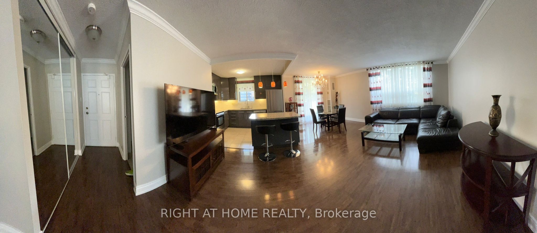 7451 YONGE Street E 401 Property Photo 1