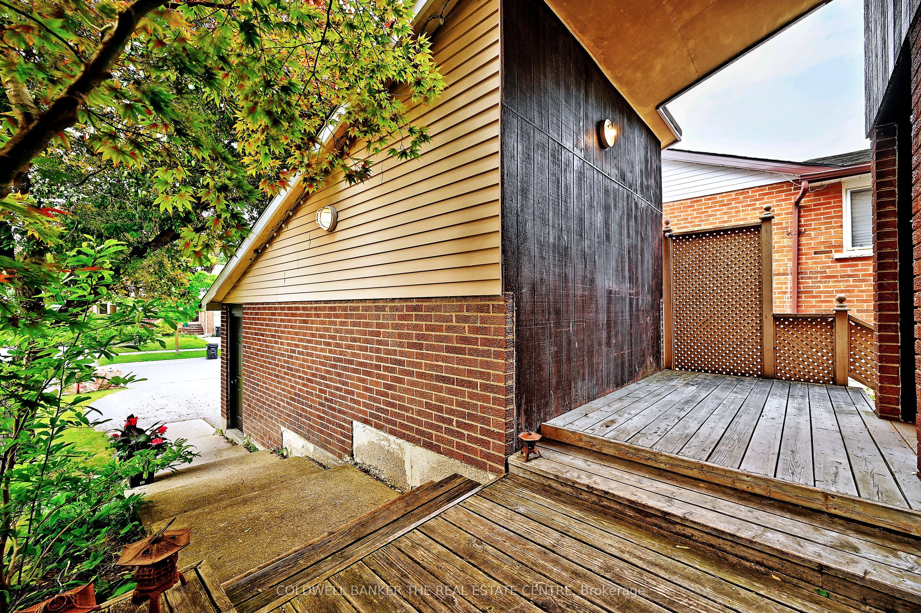 353 Maplegrove Avenue Property Photo 4