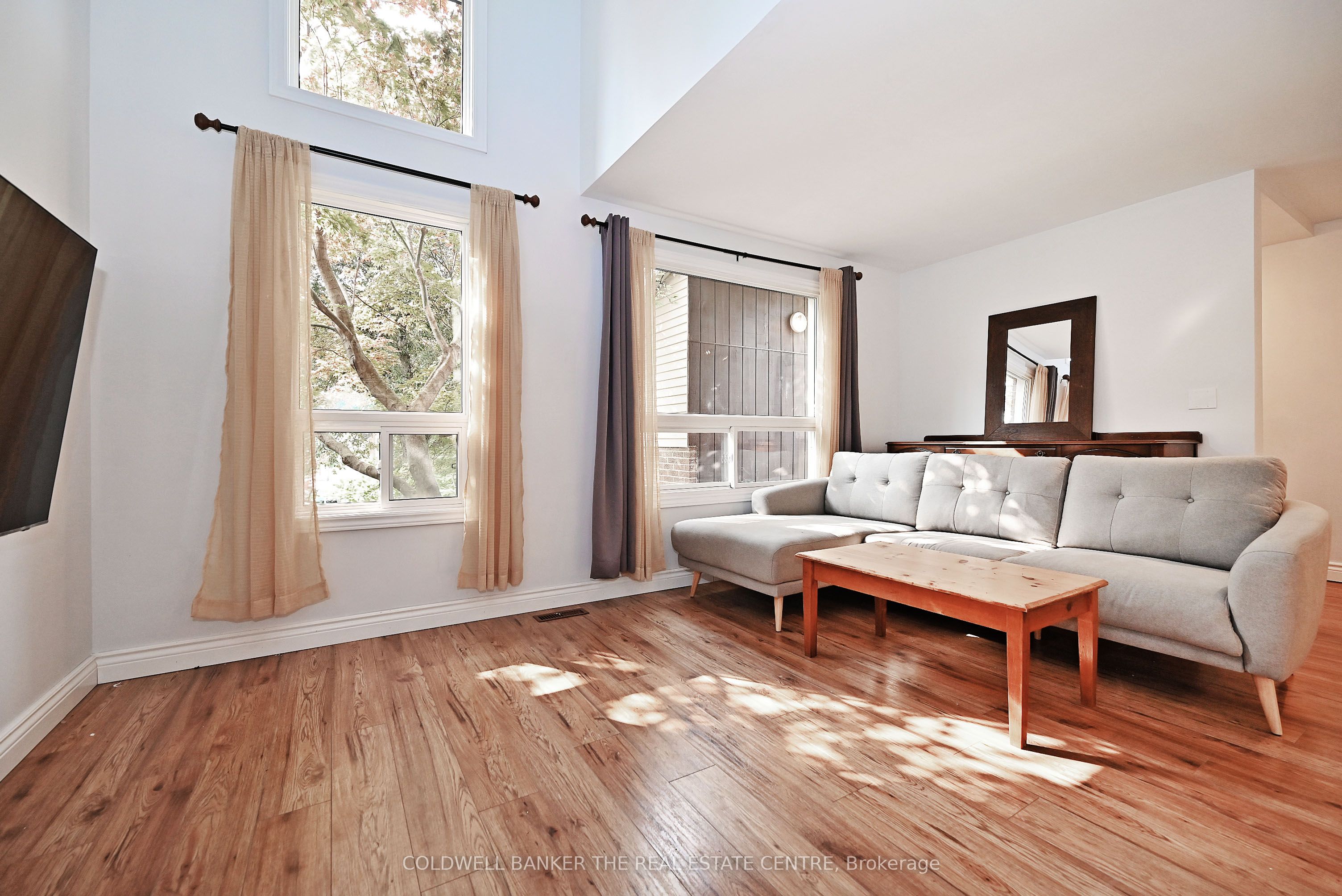 353 Maplegrove Avenue Property Photo 8