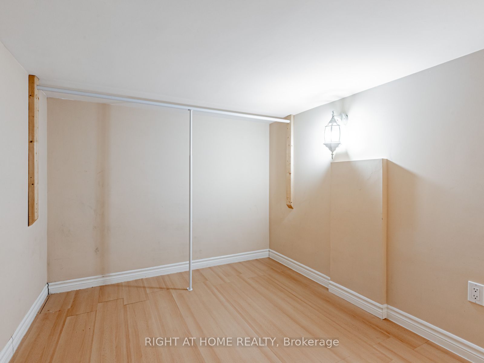 7 Point O'woods Drive Property Photo 20