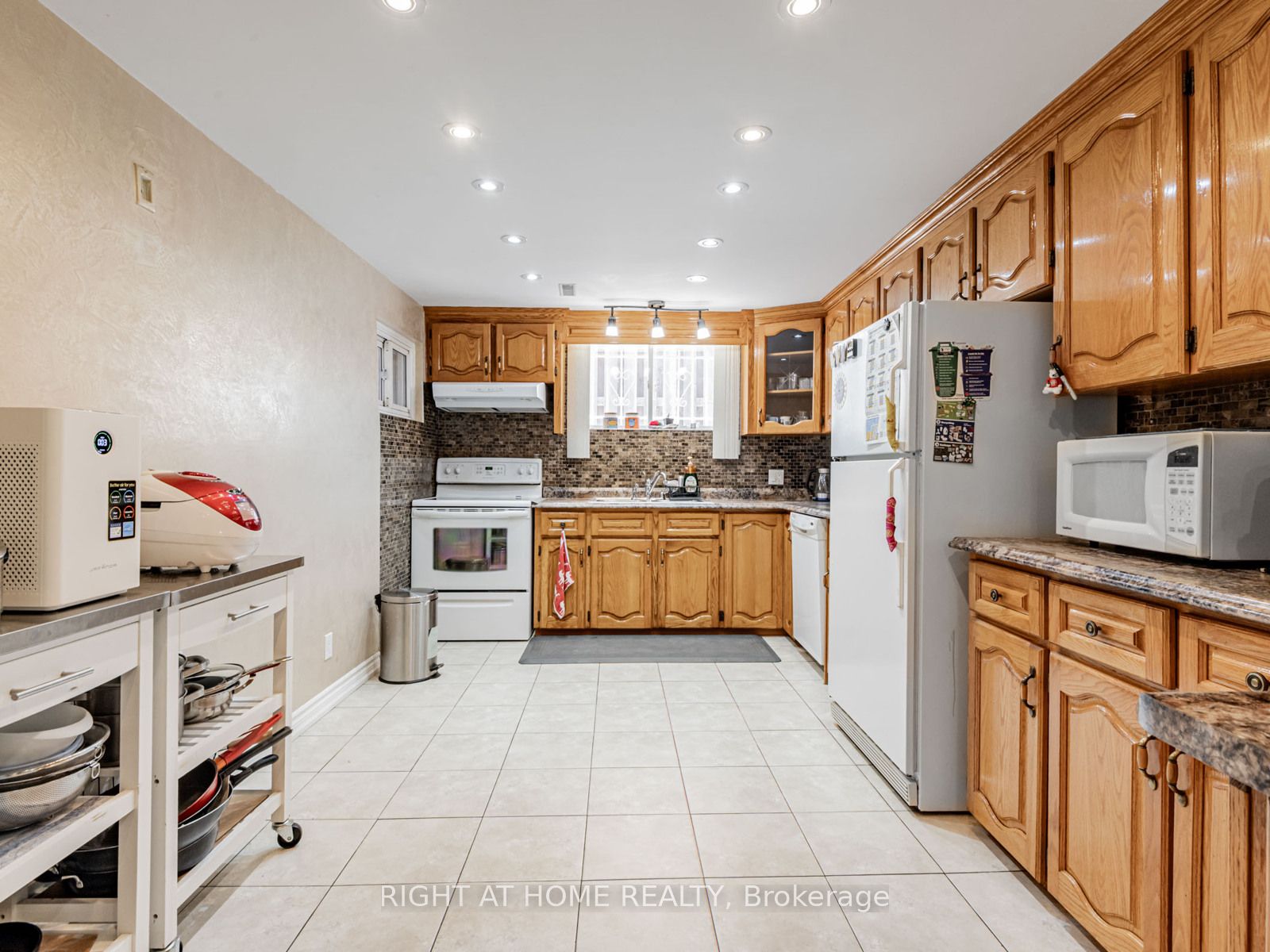 7 Point O'woods Drive Property Photo 30