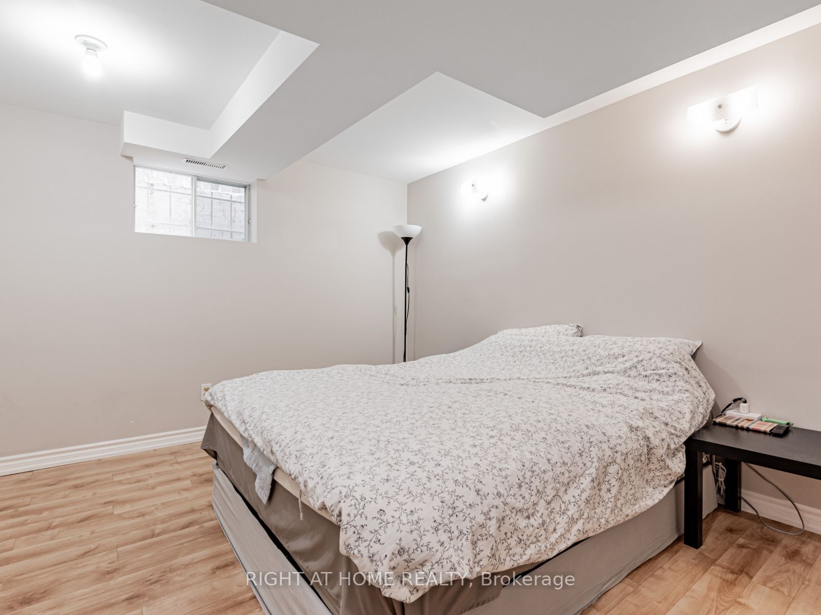 7 Point O'woods Drive Property Photo 35