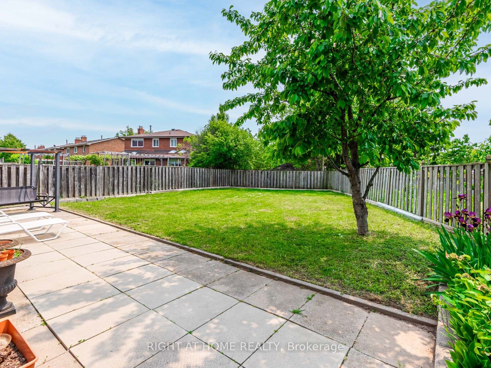 7 Point O'woods Drive Property Photo 36