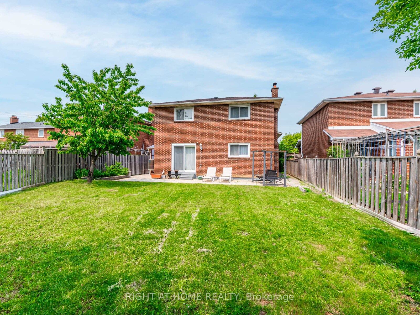 7 Point O'woods Drive Property Photo 37