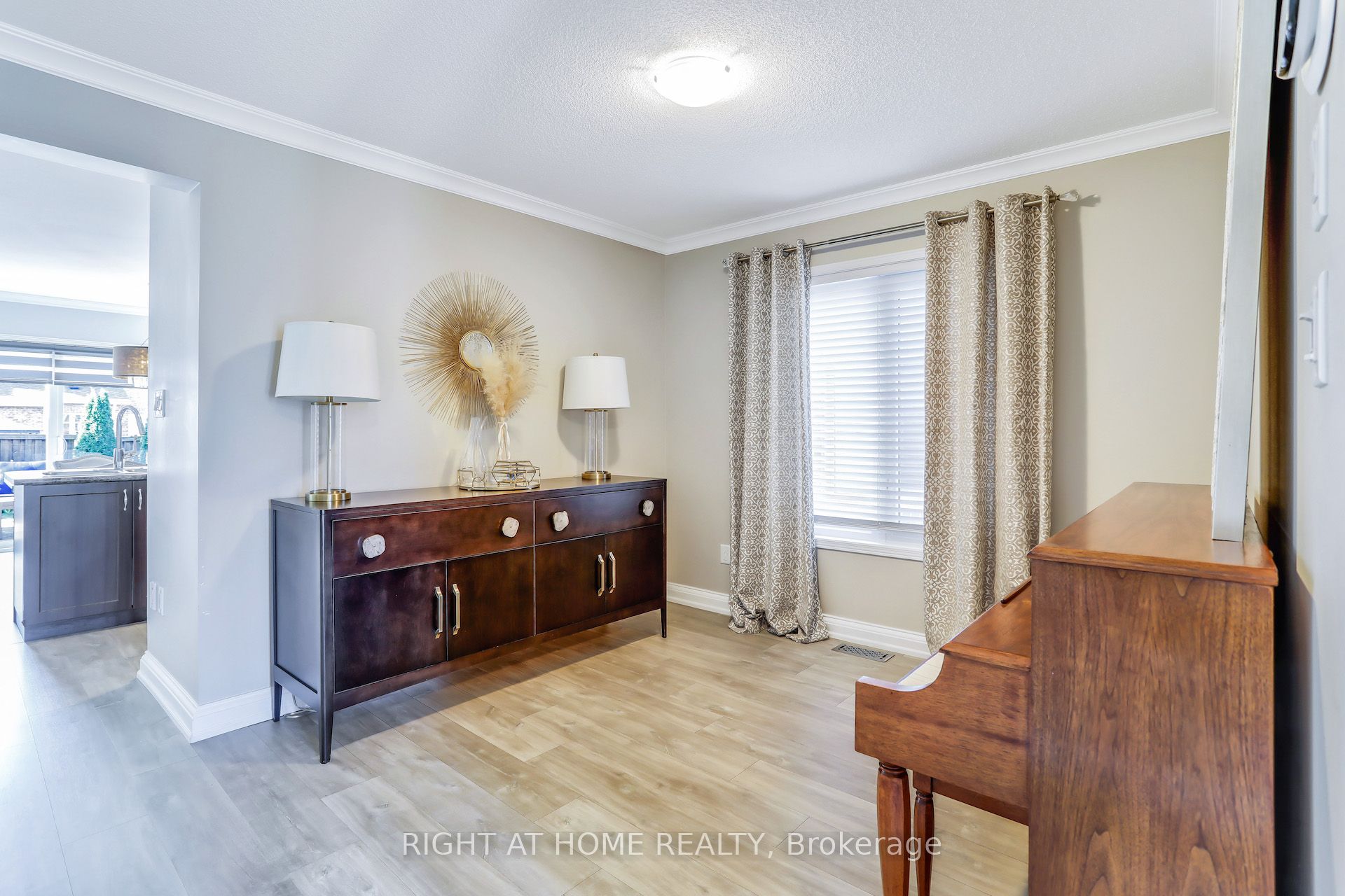 19 Amberwing Landing Property Photo 6