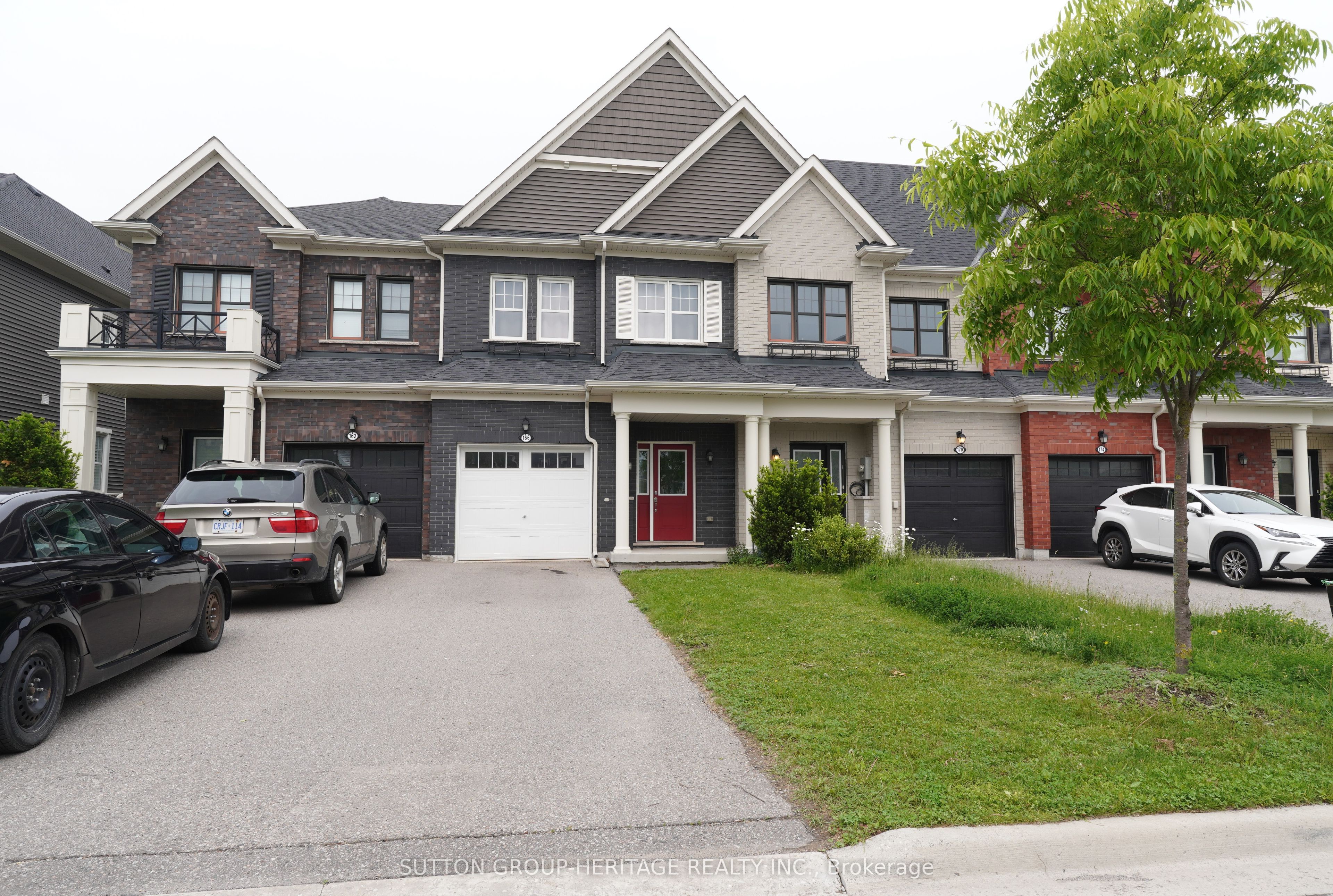 166 Boadway Crescent Property Photo 1