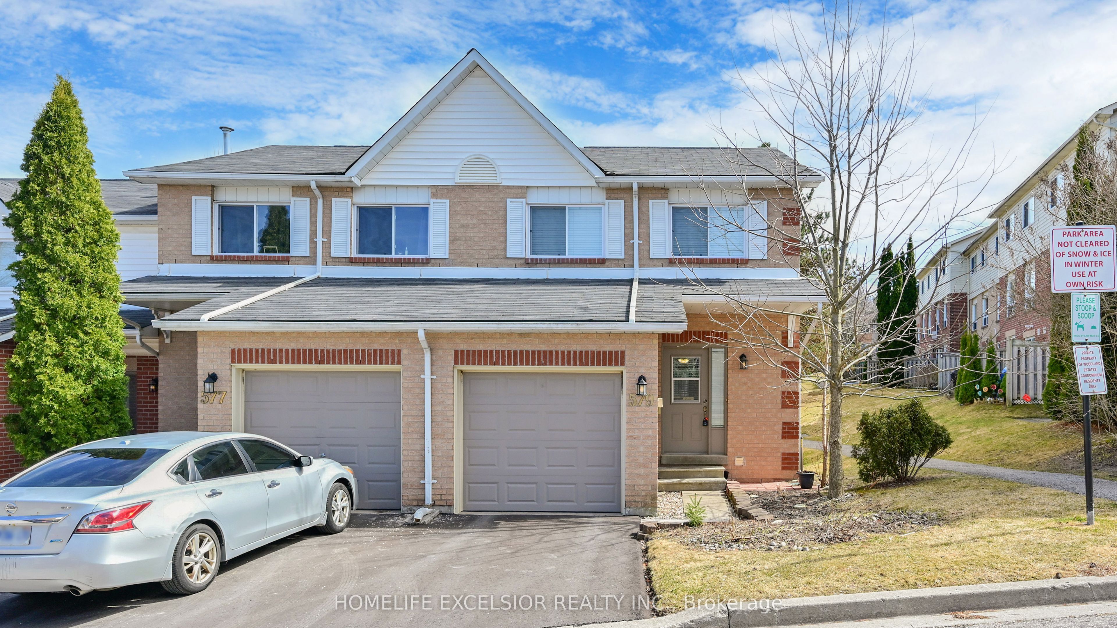 579 Gibney Crescent 1 Property Photo 1