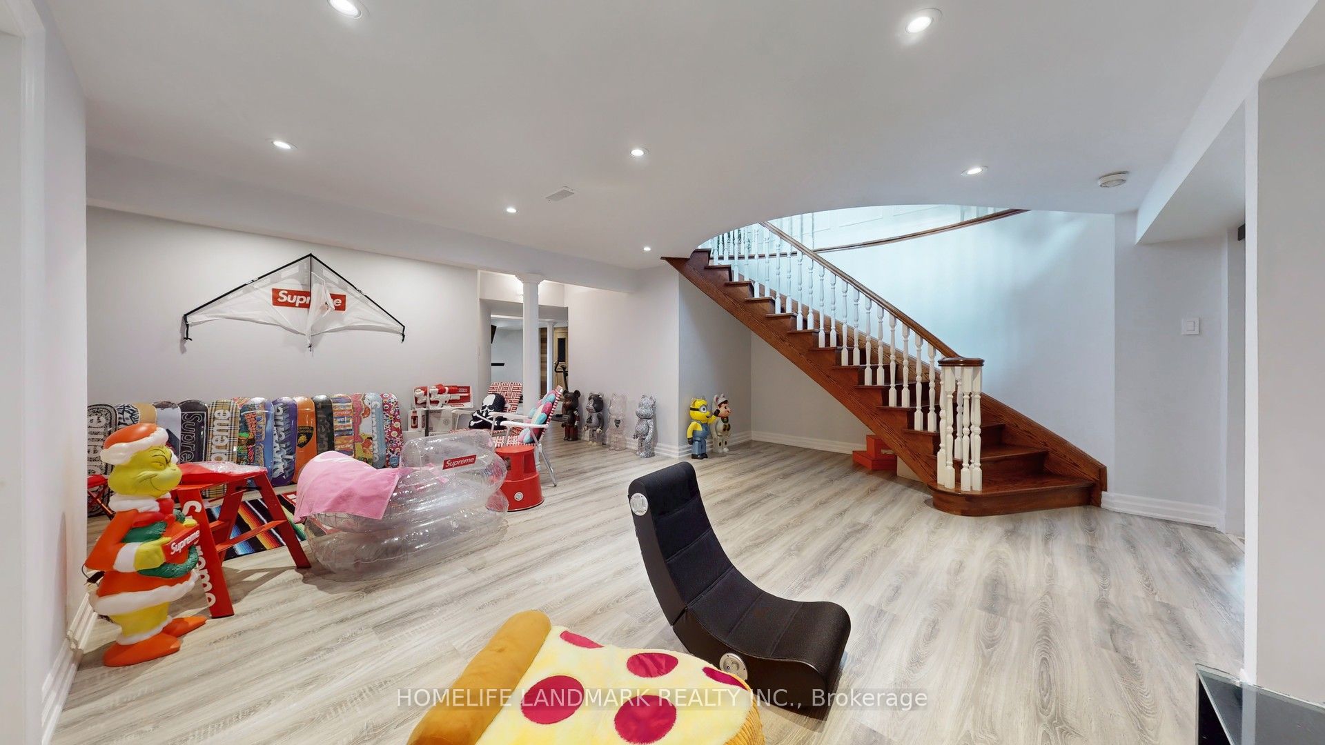 61 Sherrick Drive Property Photo 33