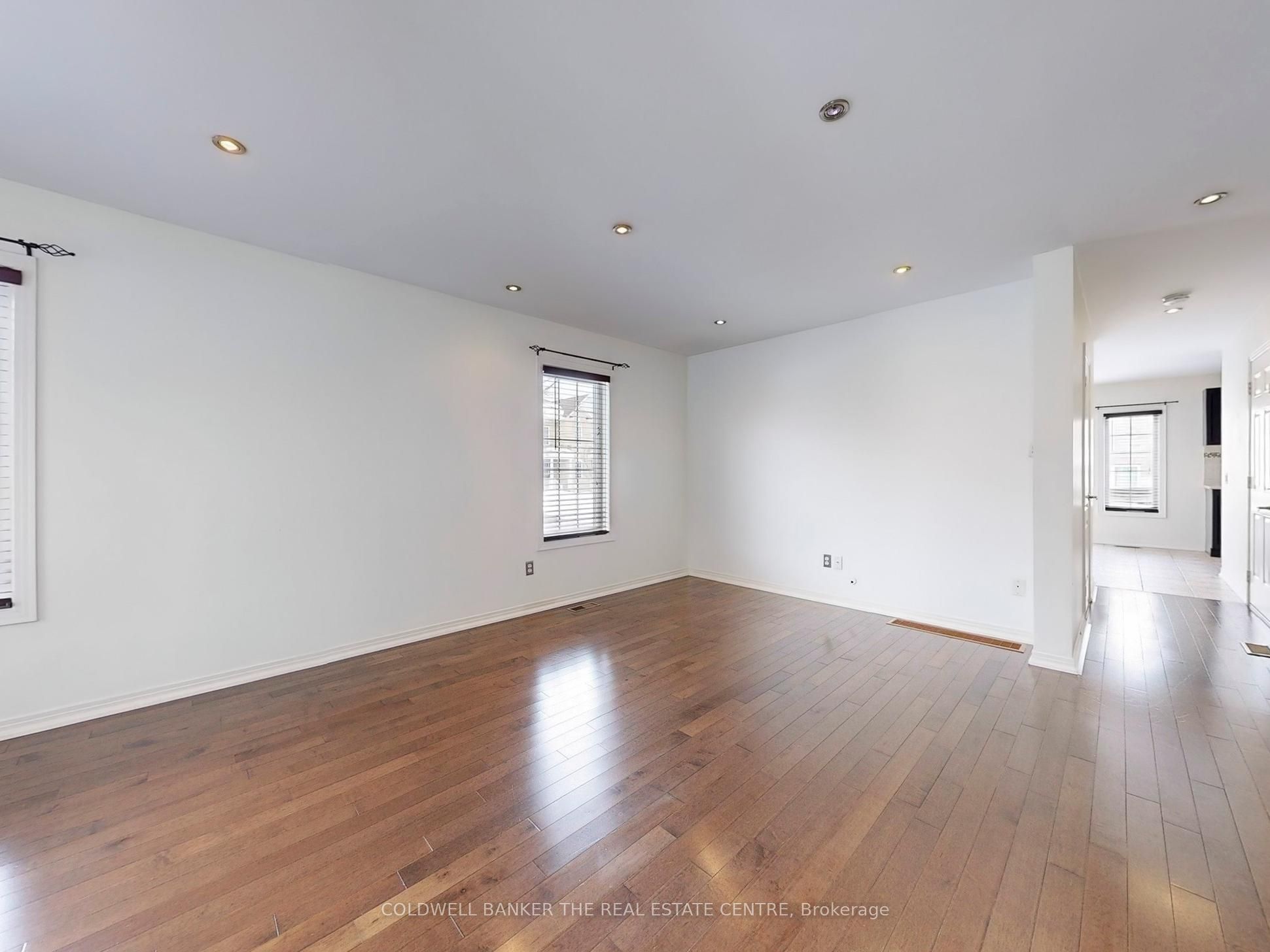 73 Osborne Family Way Property Photo 11