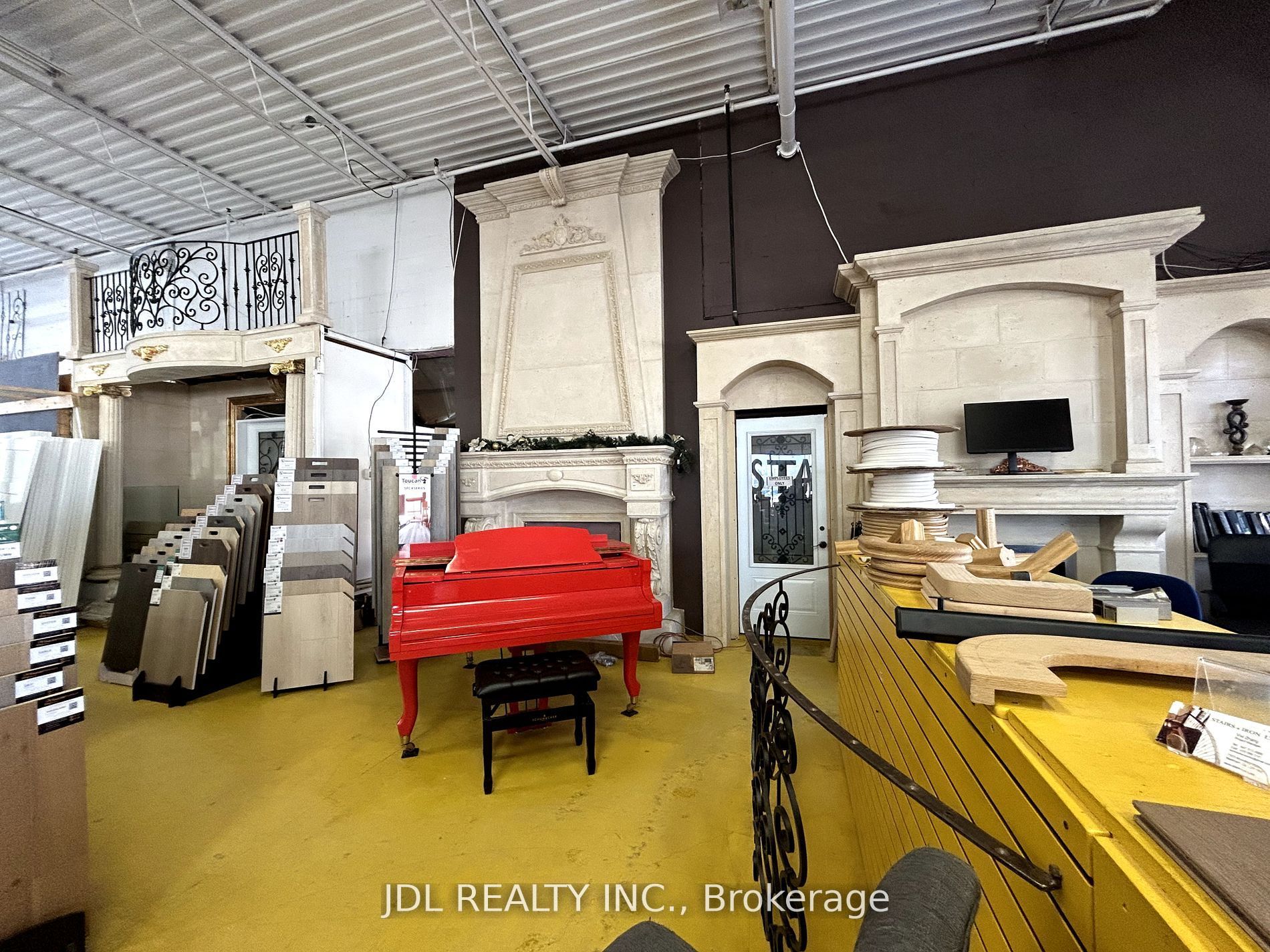 7370 Woodbine Avenue Unit 1 Property Photo 11