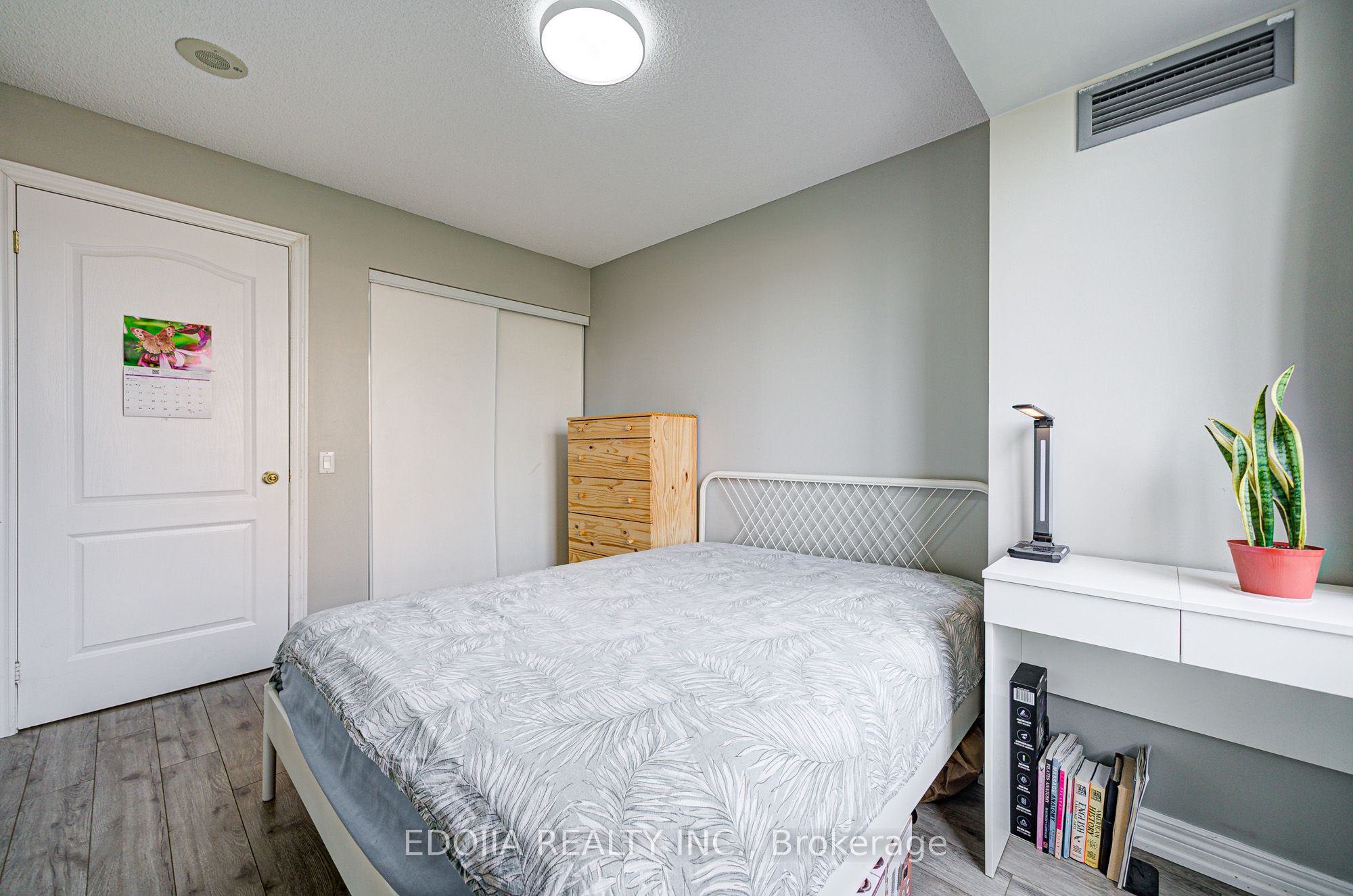 #506 - 25 Times Avenue Property Photo 25