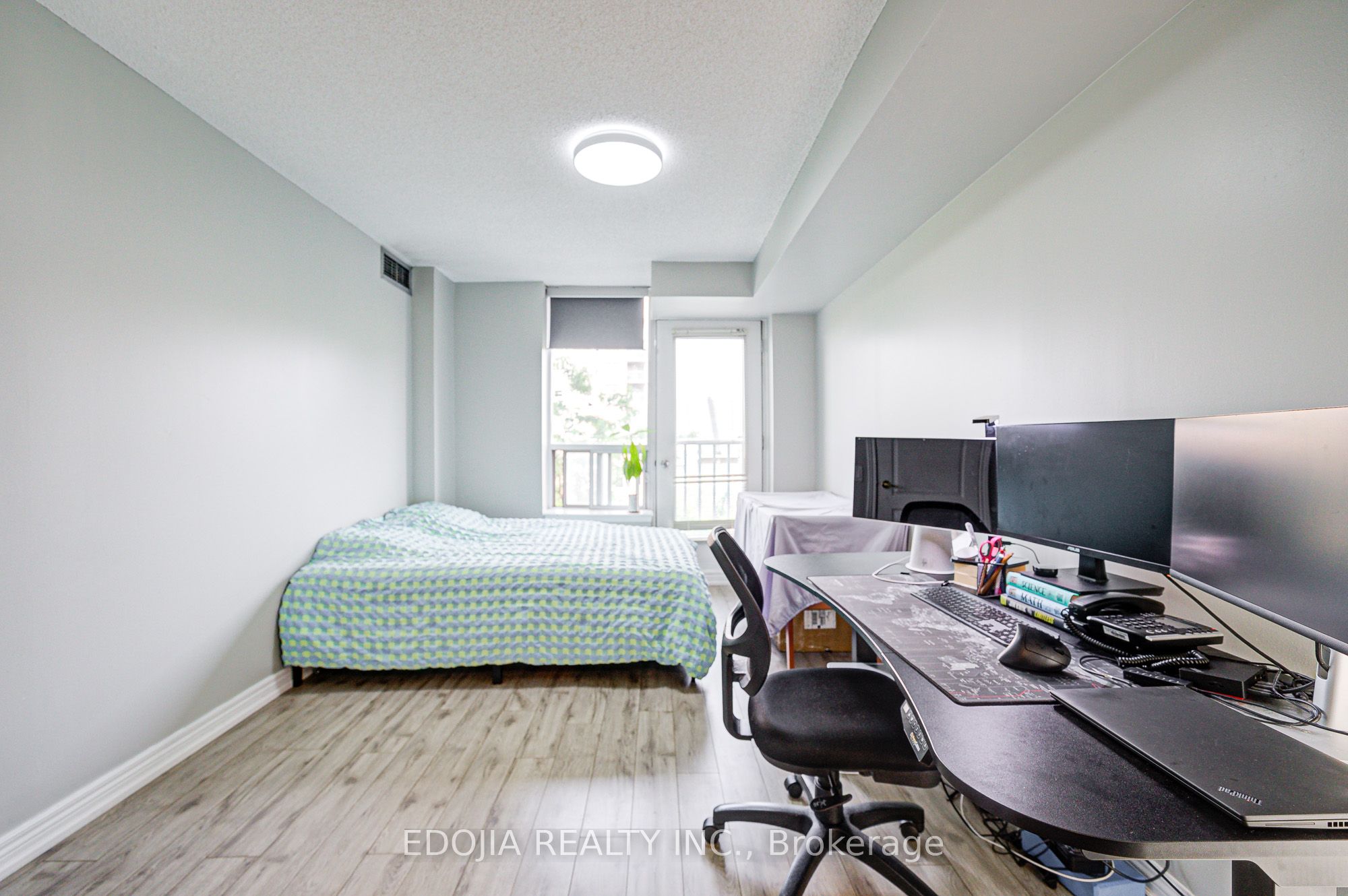 #506 - 25 Times Avenue Property Photo 31