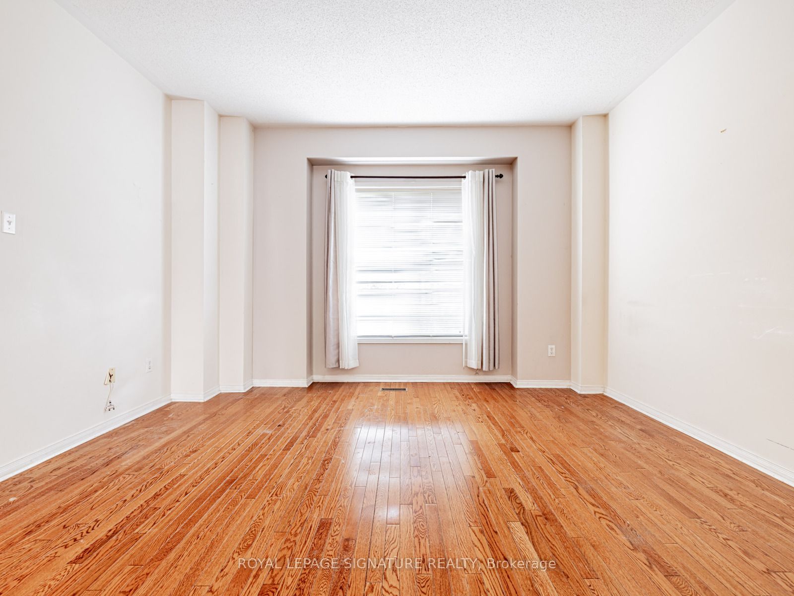 23 Observatory Lane 100 Property Photo 5