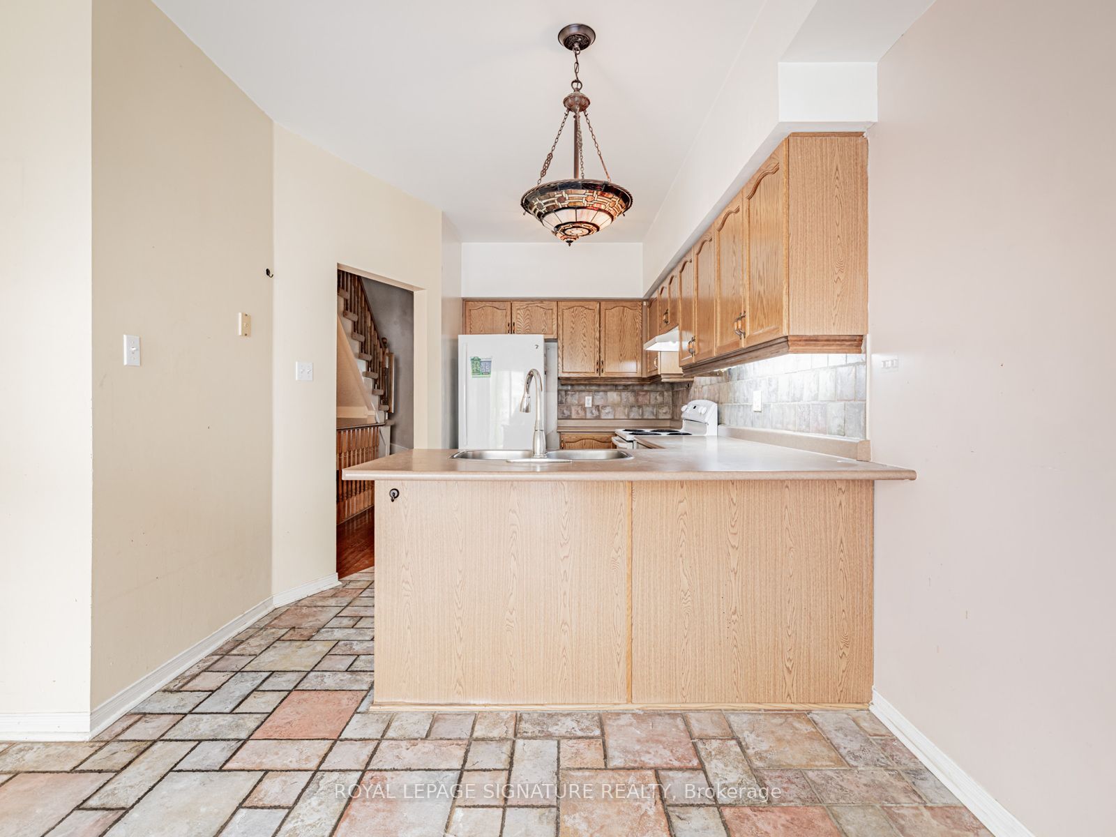 23 Observatory Lane 100 Property Photo 18