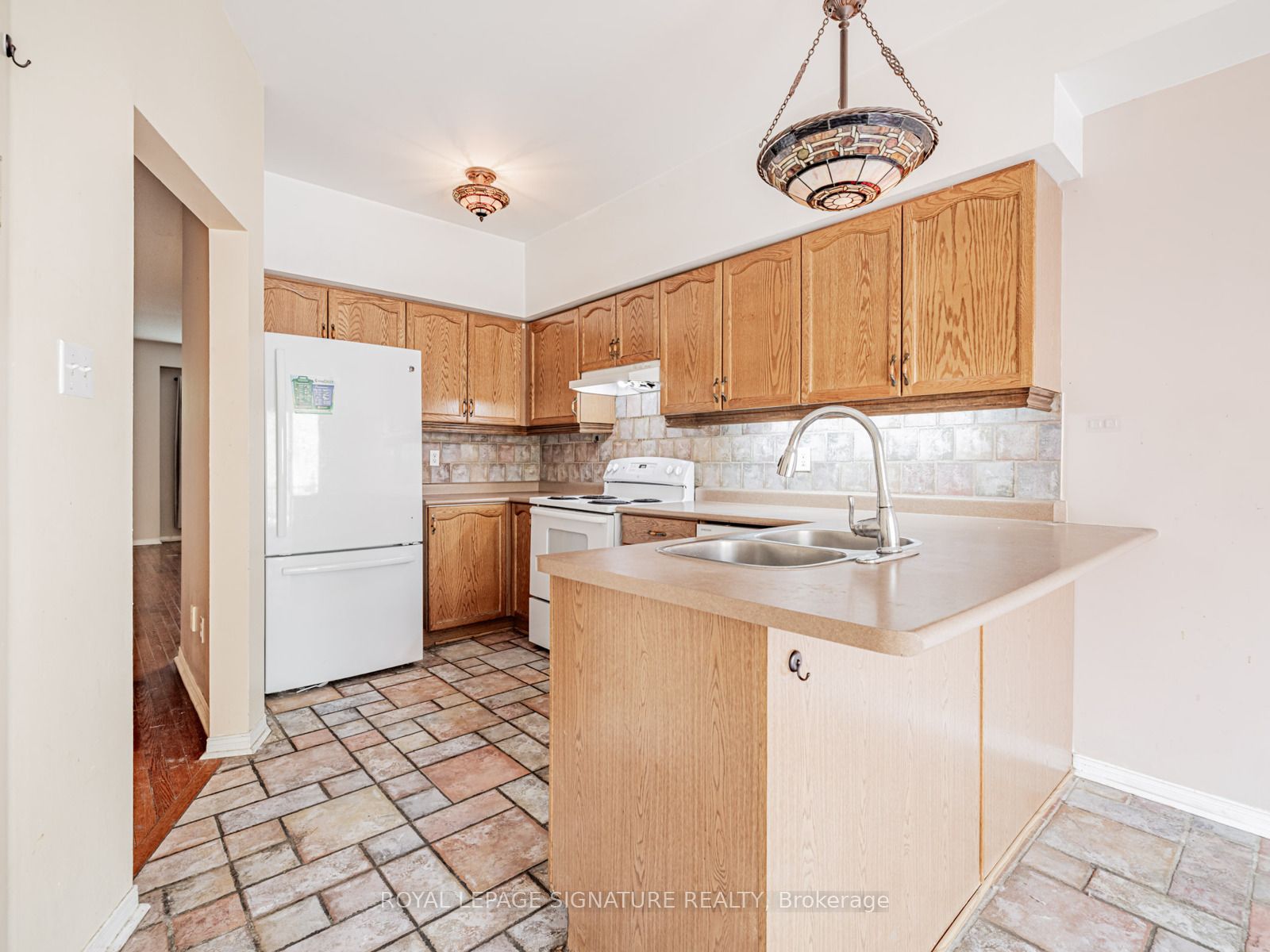 23 Observatory Lane 100 Property Photo 19