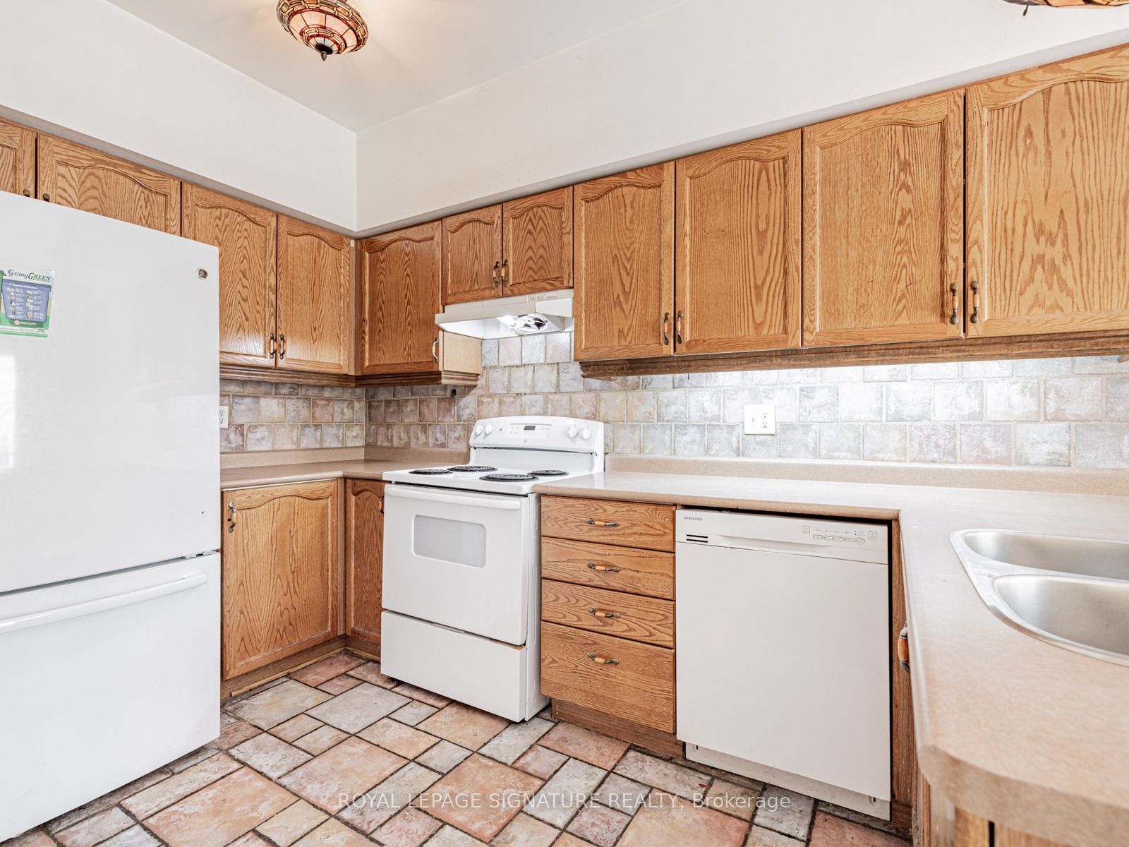 23 Observatory Lane 100 Property Photo 20