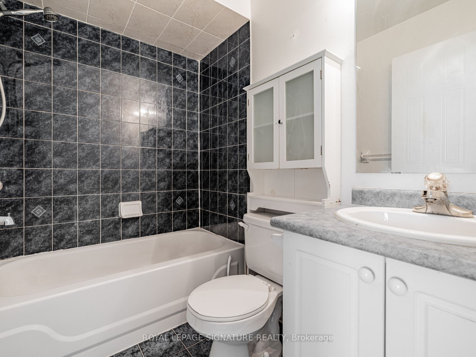 23 Observatory Lane 100 Property Photo 29