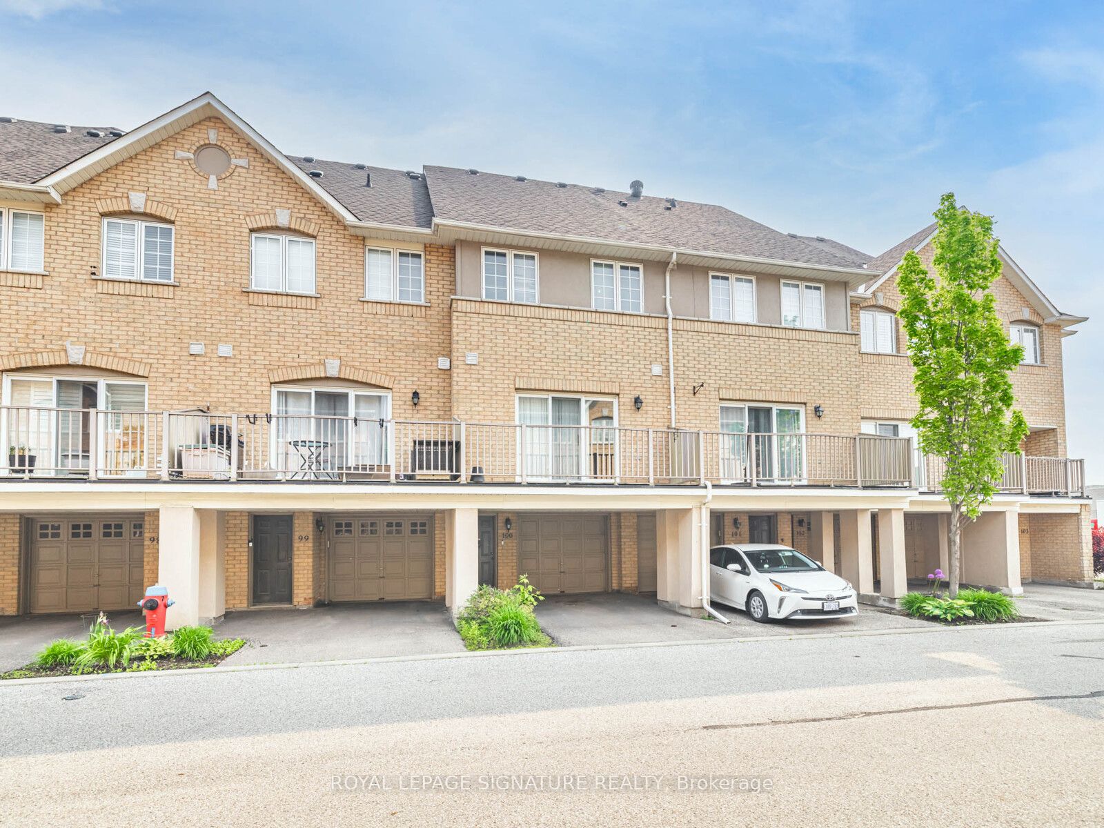 23 Observatory Lane 100 Property Photo 32