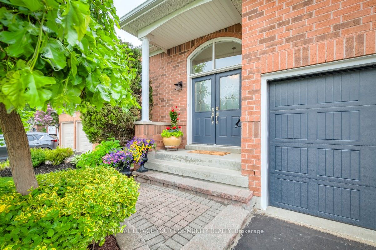 503 Silken Laumann Drive Property Photo 2