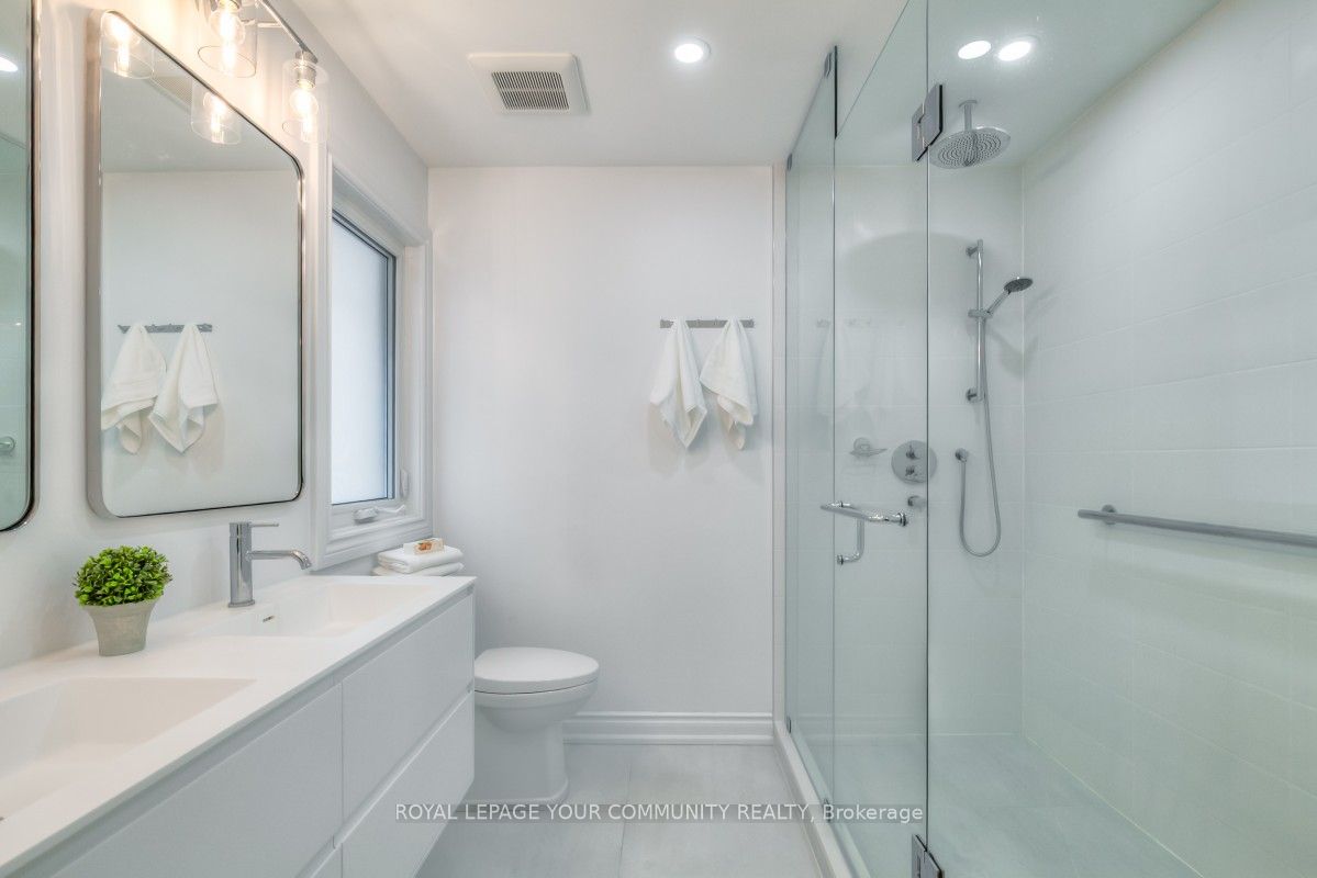 503 Silken Laumann Drive Property Photo 22