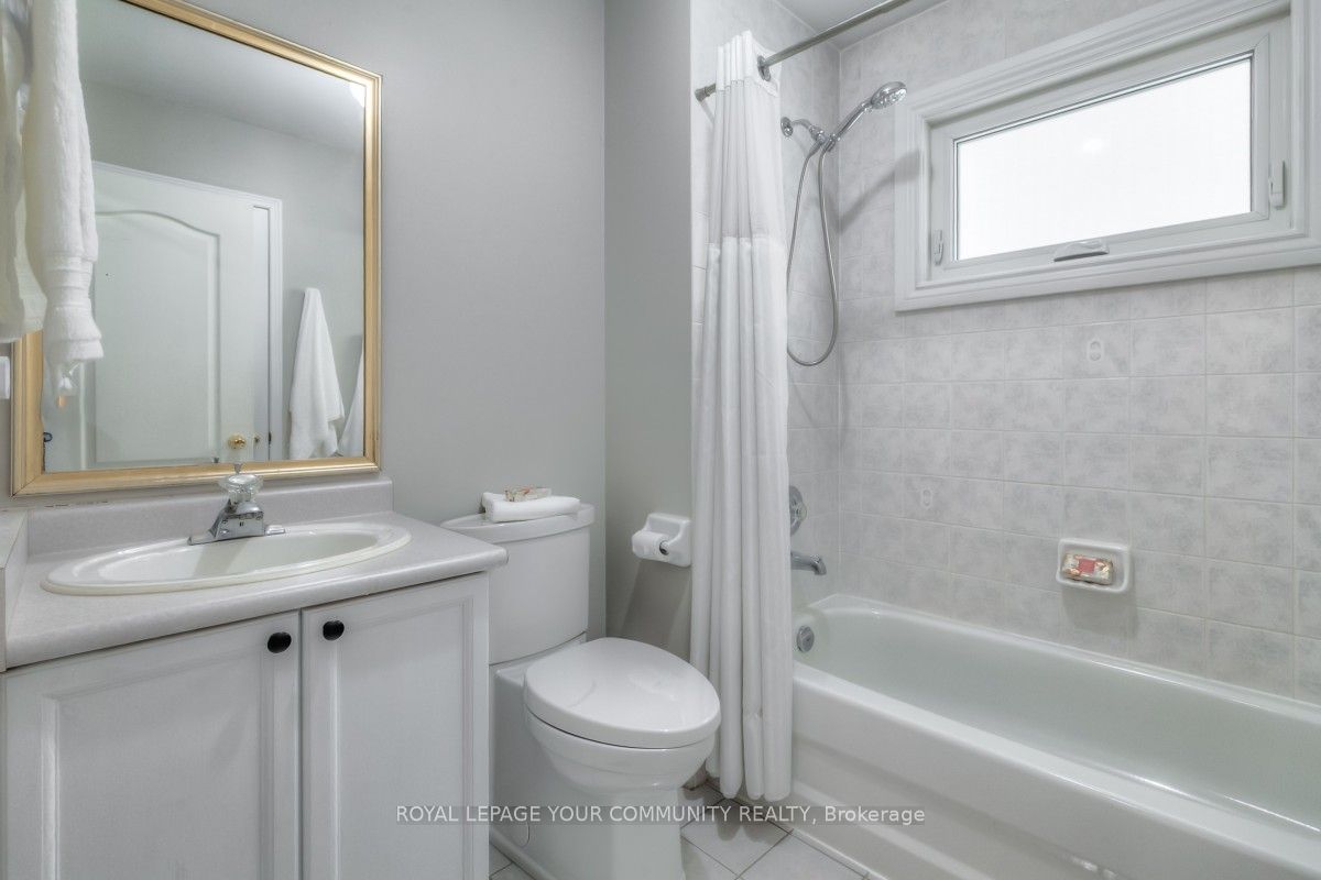 503 Silken Laumann Drive Property Photo 25