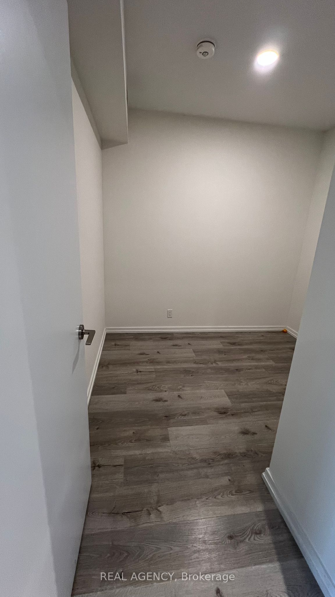 1000 Portage Parkway 3008 Property Photo 27