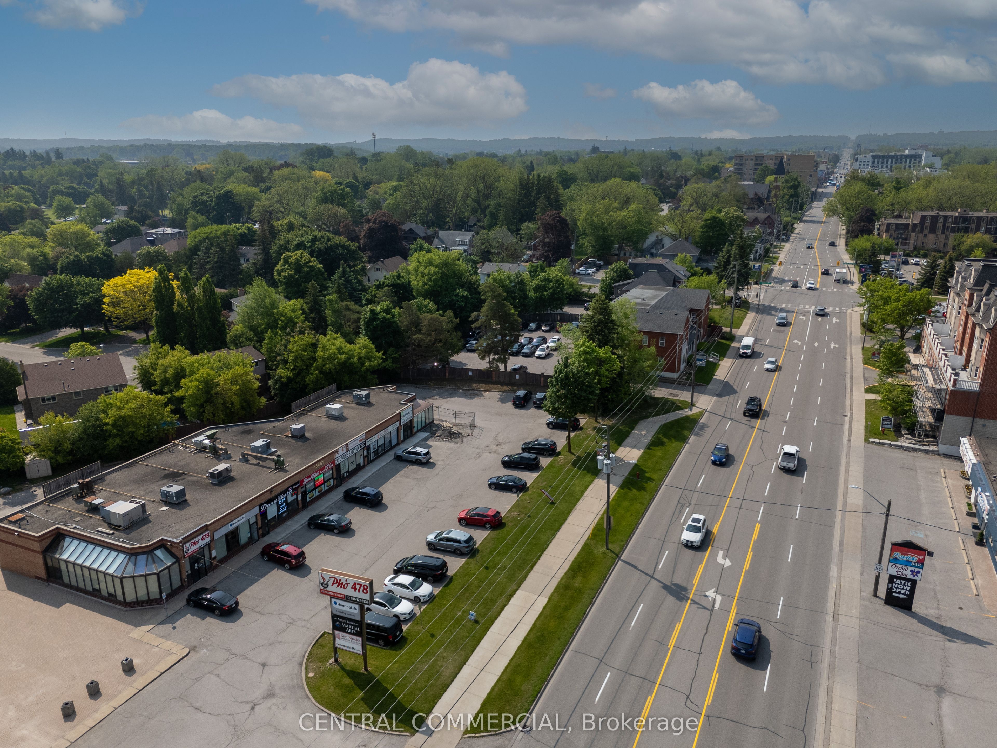 15461 Yonge St Property Photo 1