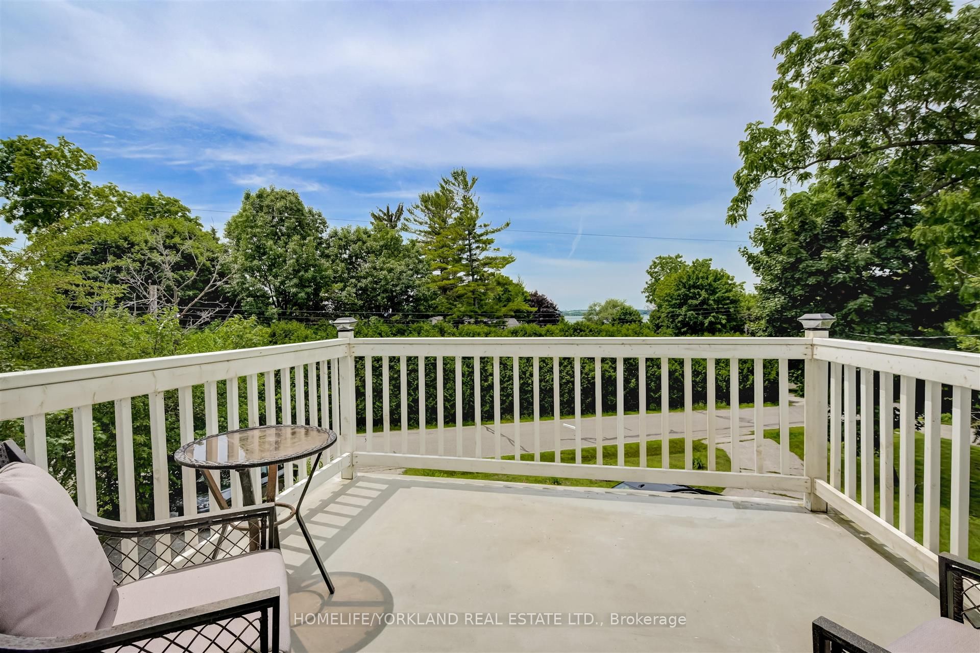 101 Lake Drive N Property Photo 27