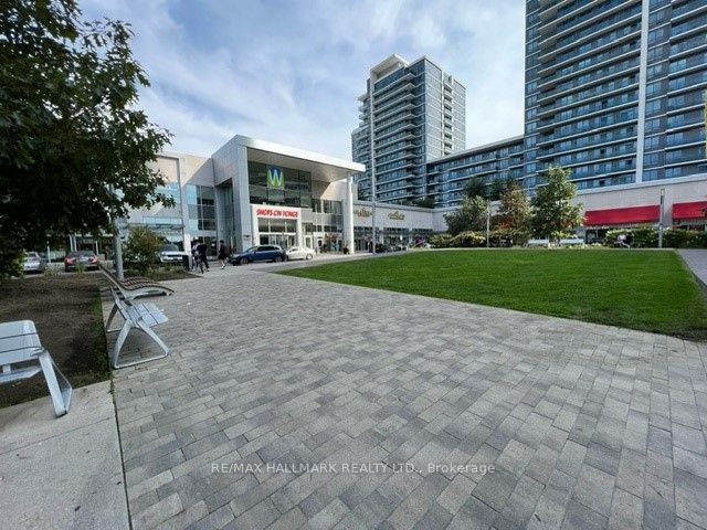 7181 Yonge Street 181 Property Photo 2