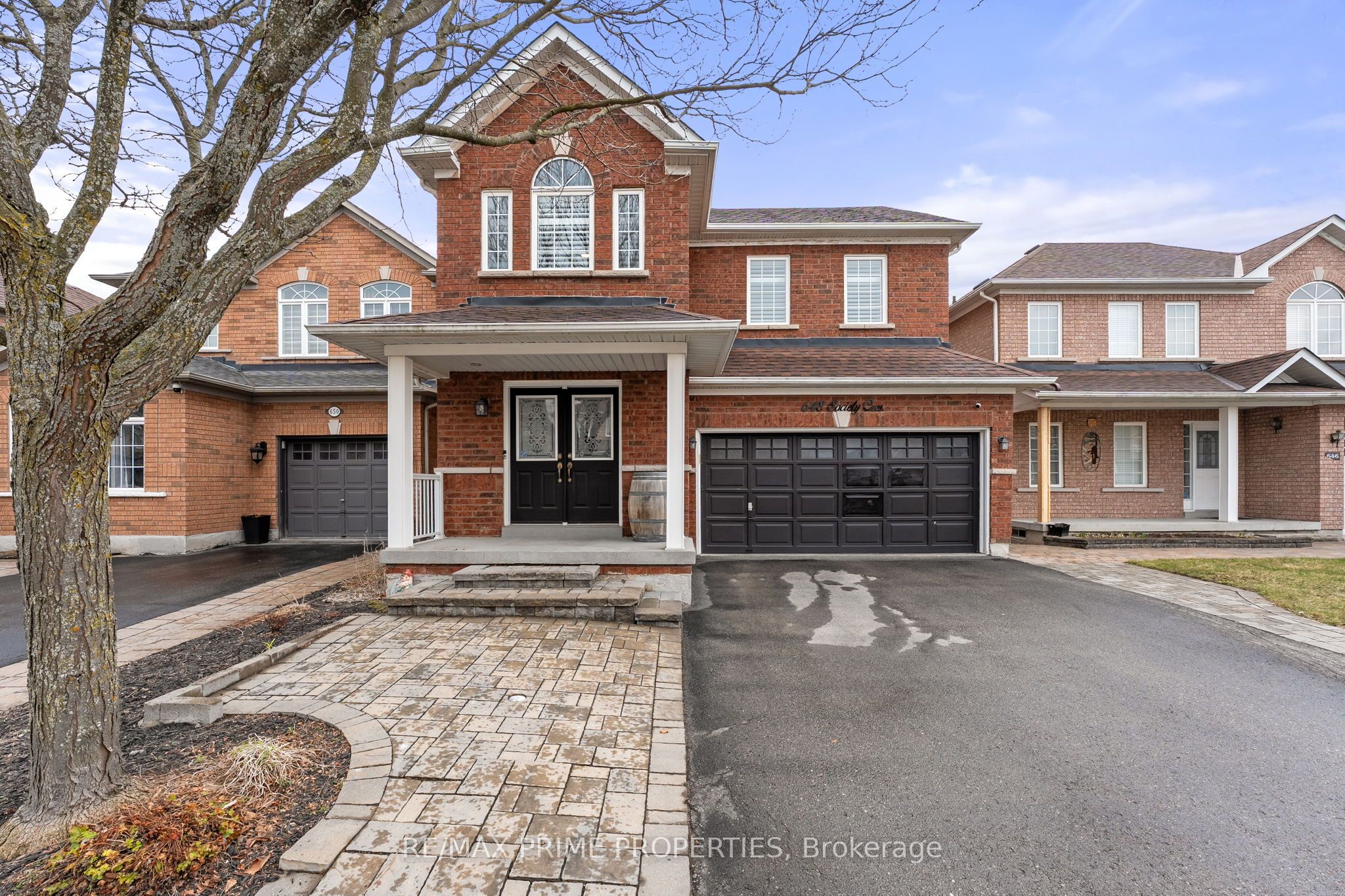 648 Society Crescent Property Photo 1