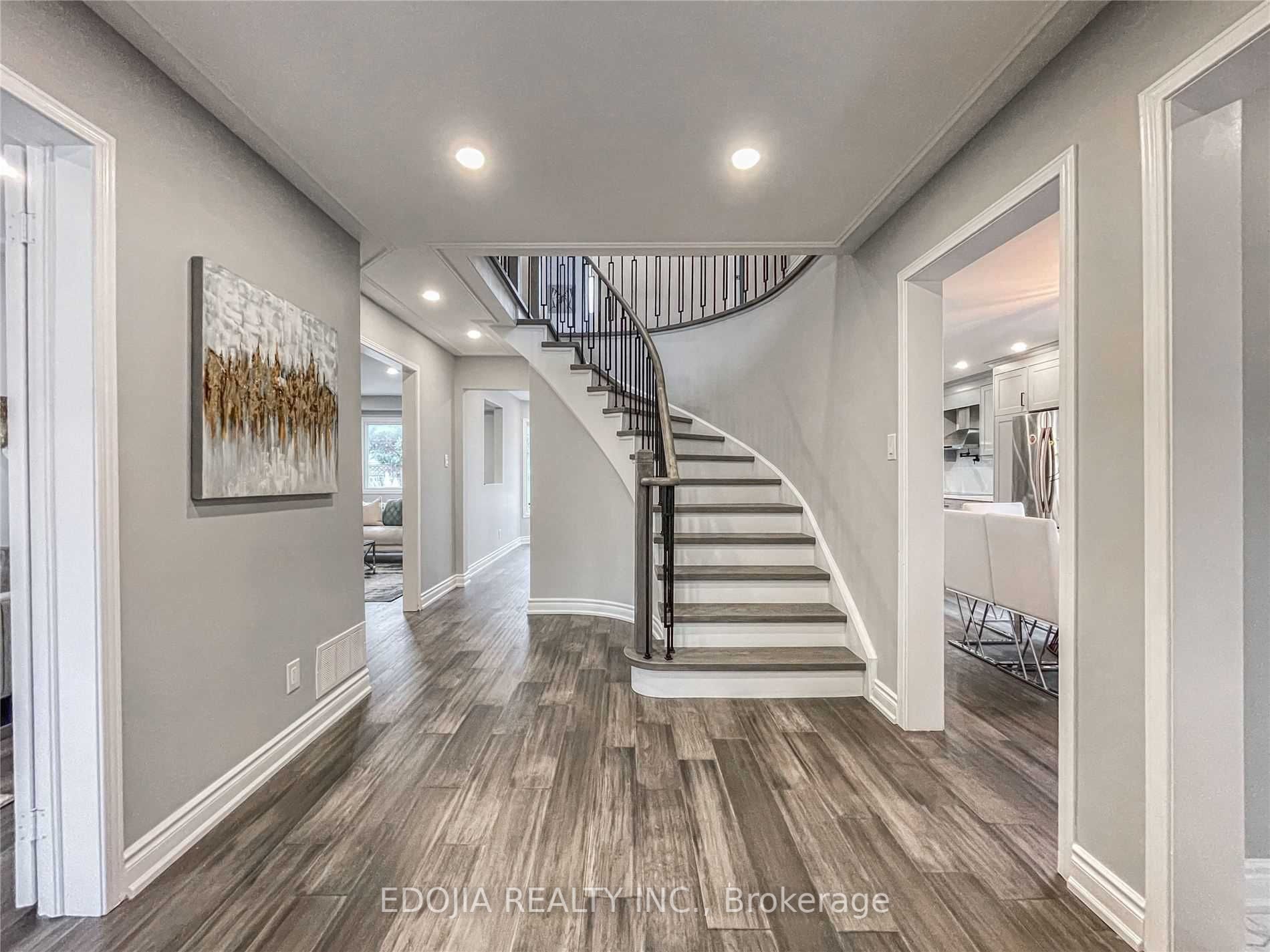 136 Bristol Road Property Photo 2