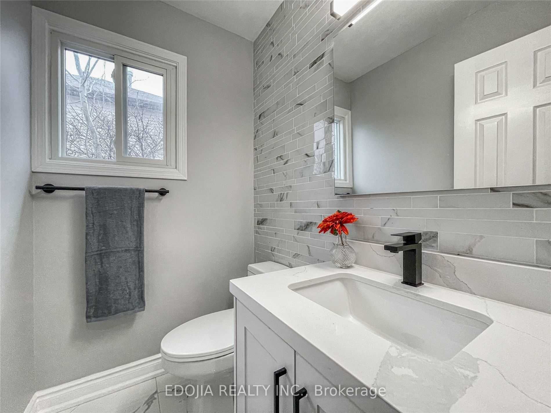 136 Bristol Road Property Photo 5