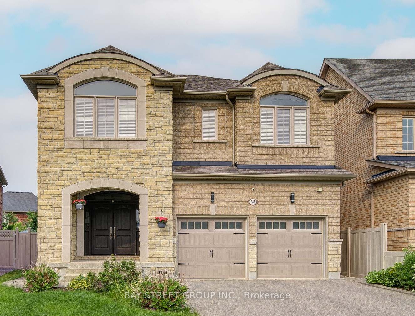 243 Israel Zilber Drive Property Photo