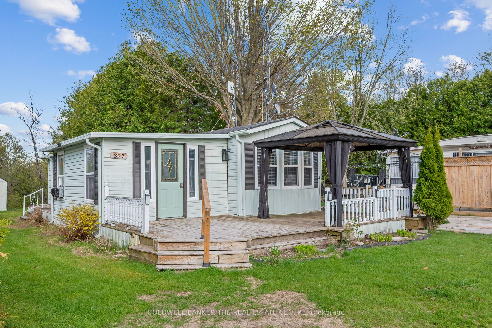 #327 - 285 Crydermans Sideroad Property Photo 1