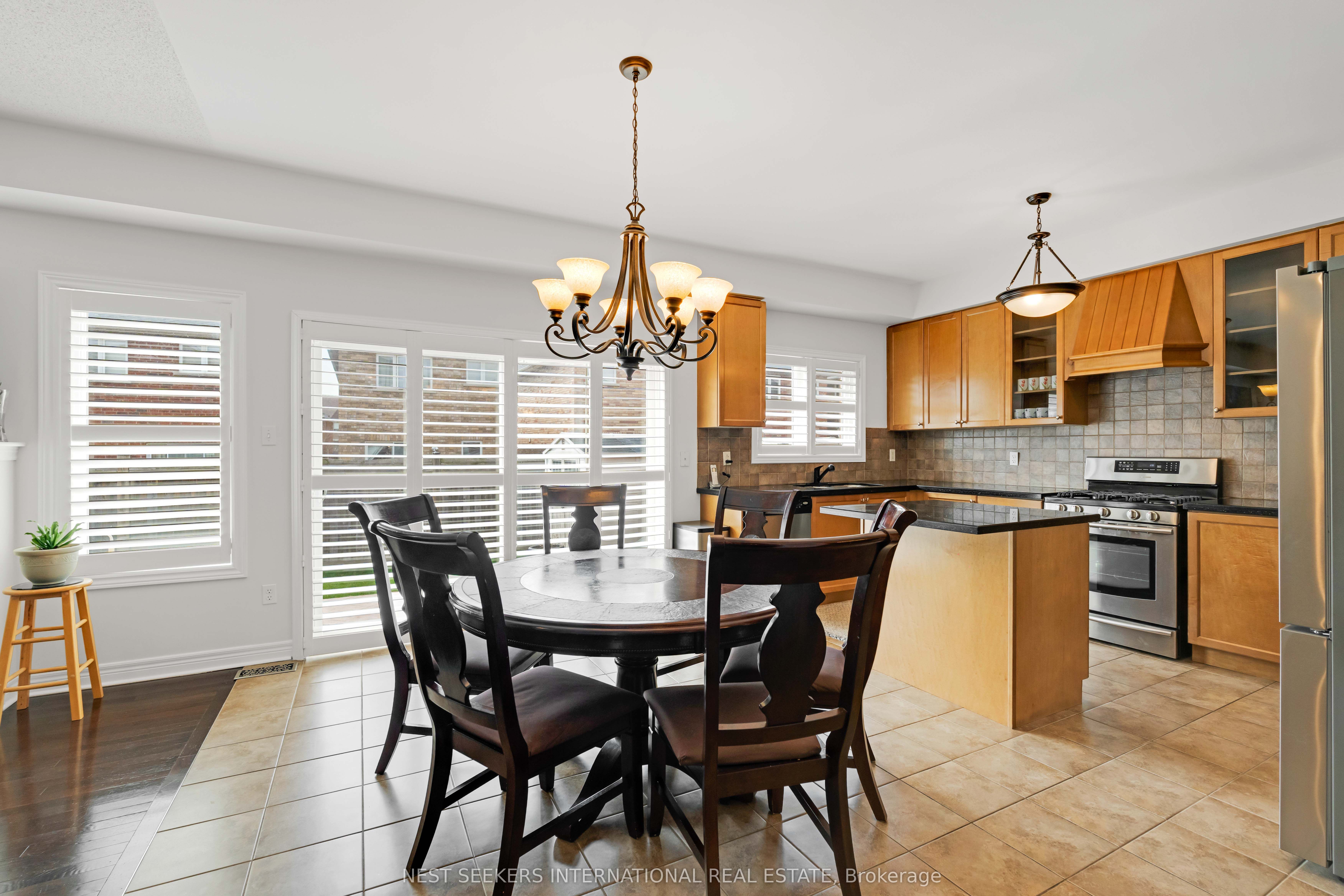 380 Vellore Park Avenue Property Photo 11