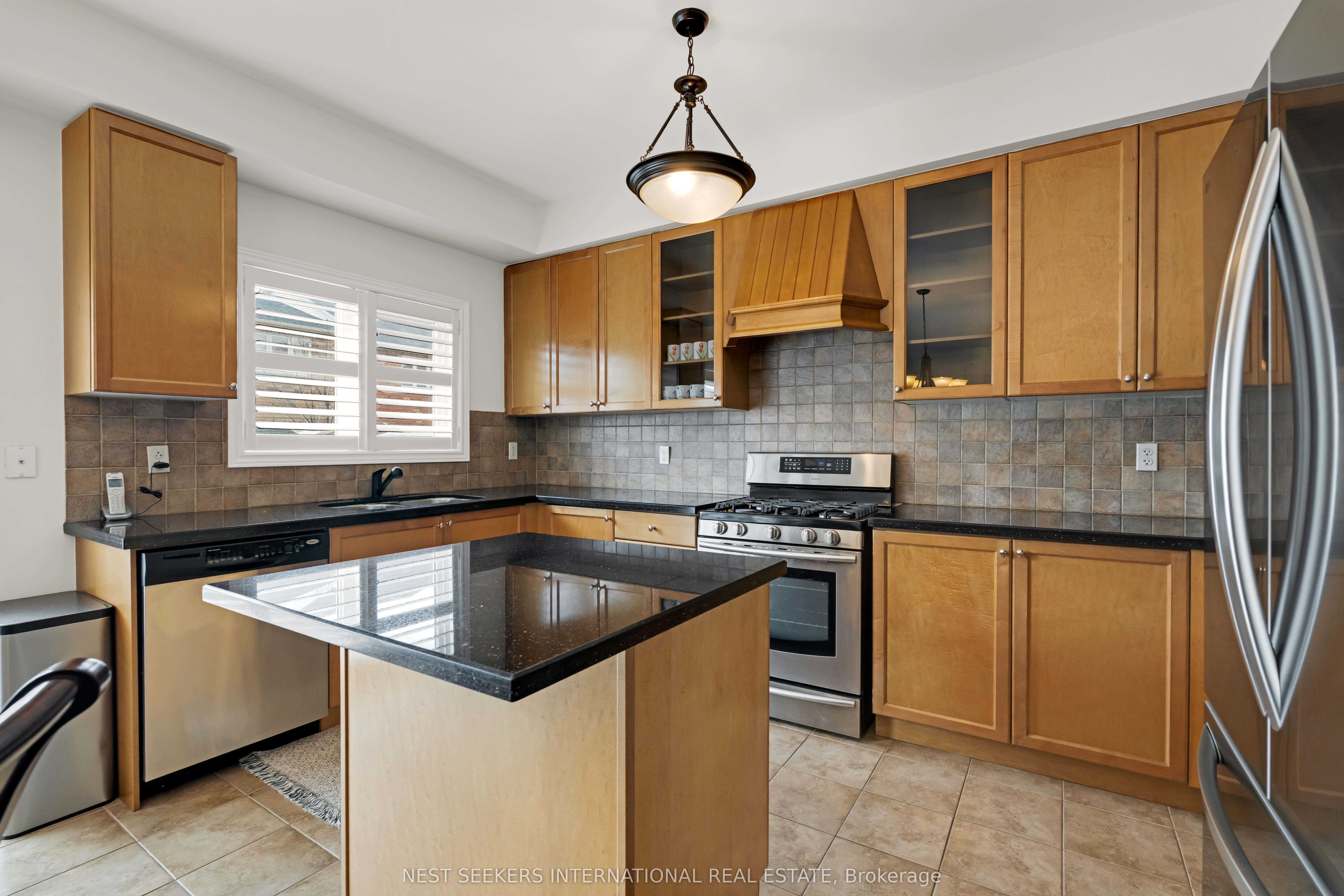 380 Vellore Park Avenue Property Photo 12
