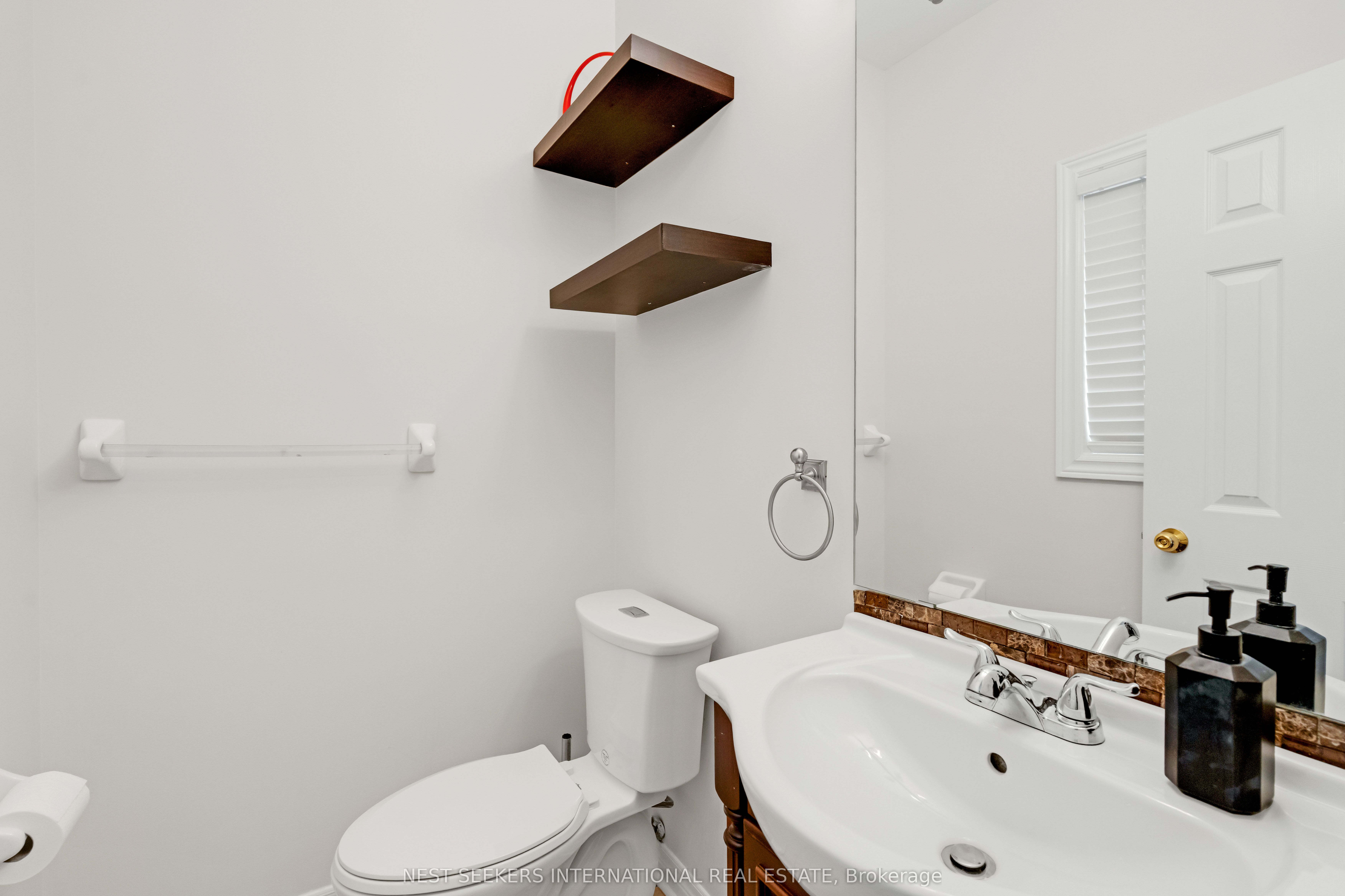 380 Vellore Park Avenue Property Photo 19