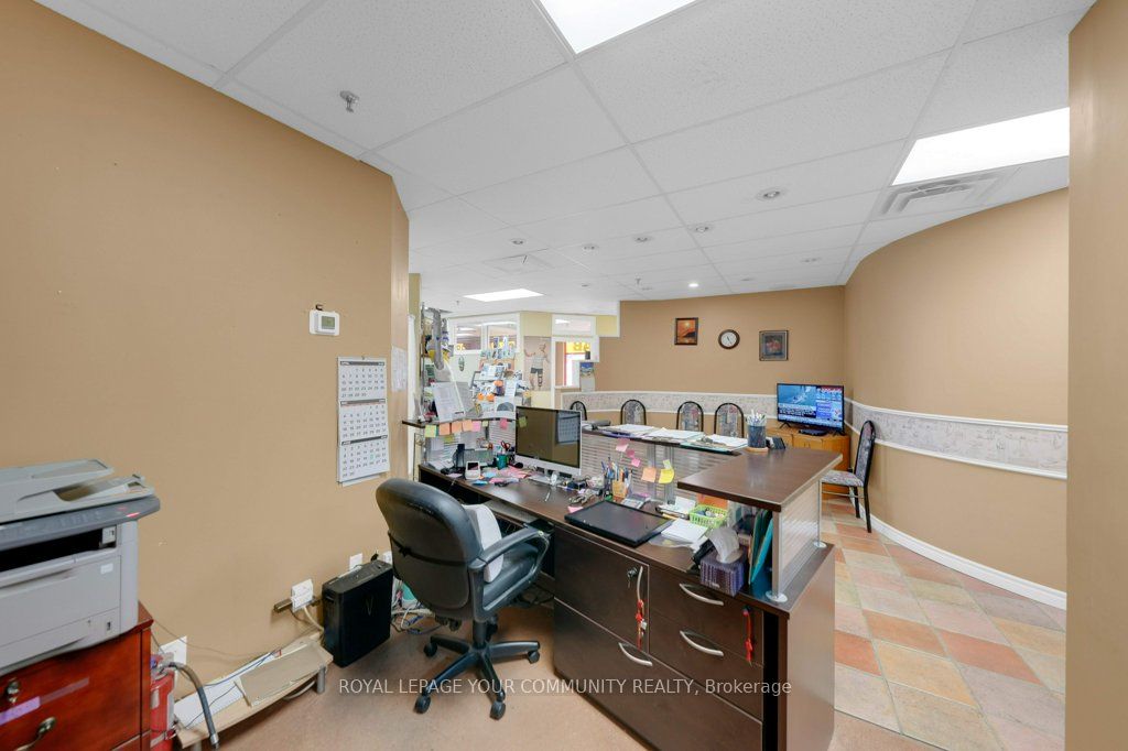9631 Yonge Street 204 Property Photo 13