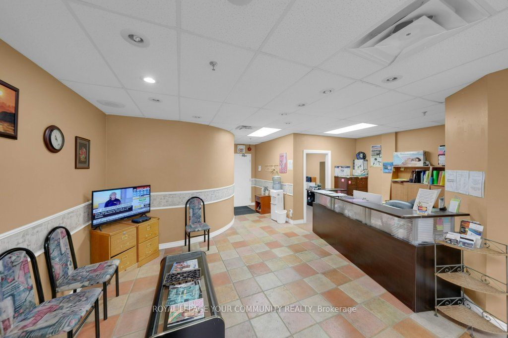 9631 Yonge Street 204 Property Photo 15
