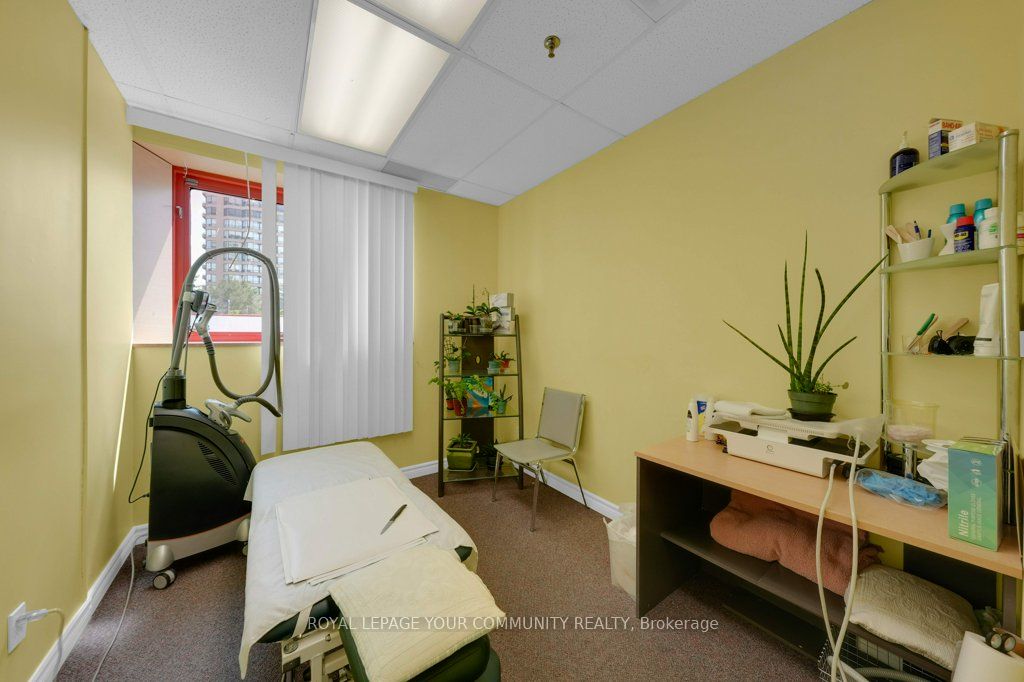 9631 Yonge Street 204 Property Photo 21