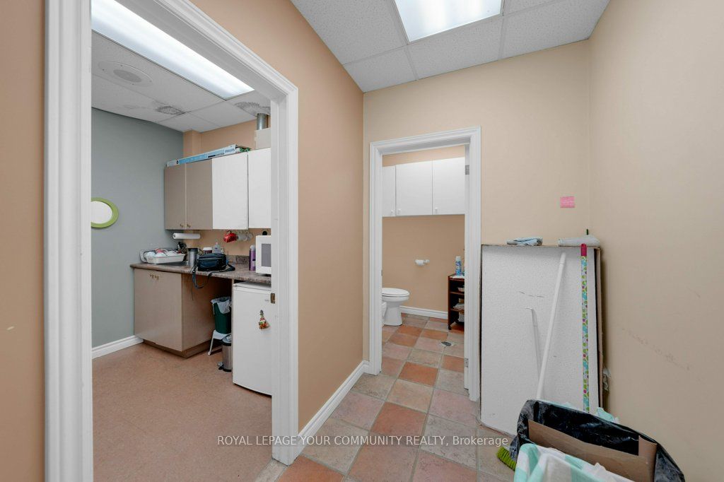 9631 Yonge Street 204 Property Photo 23