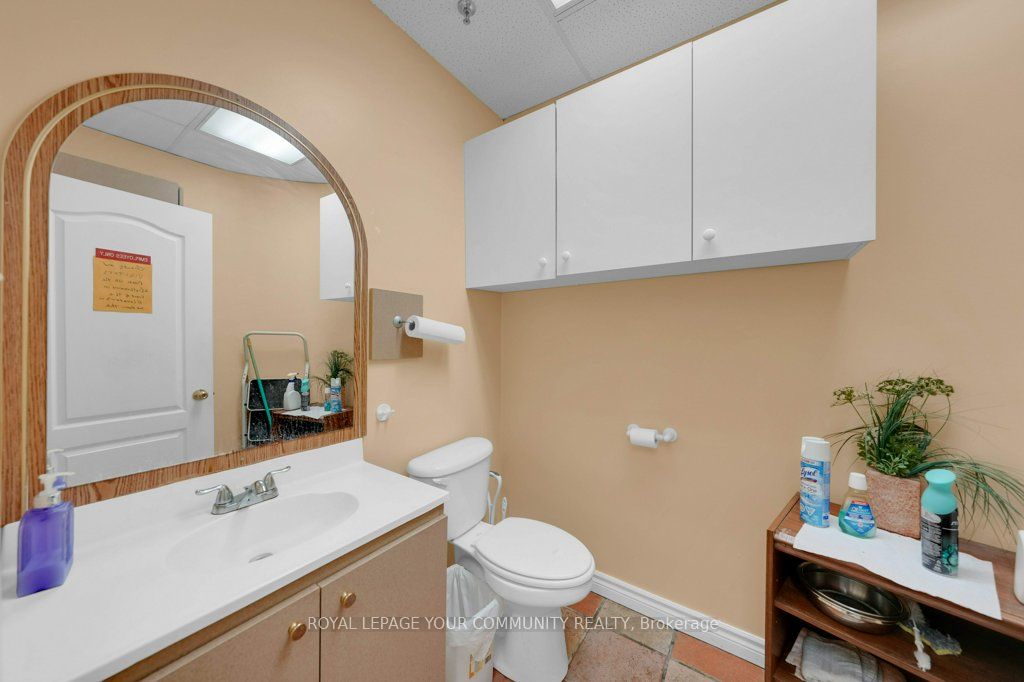 9631 Yonge Street 204 Property Photo 26