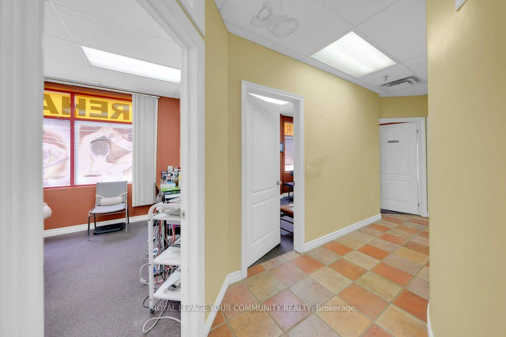 9631 Yonge Street 204 Property Photo 27