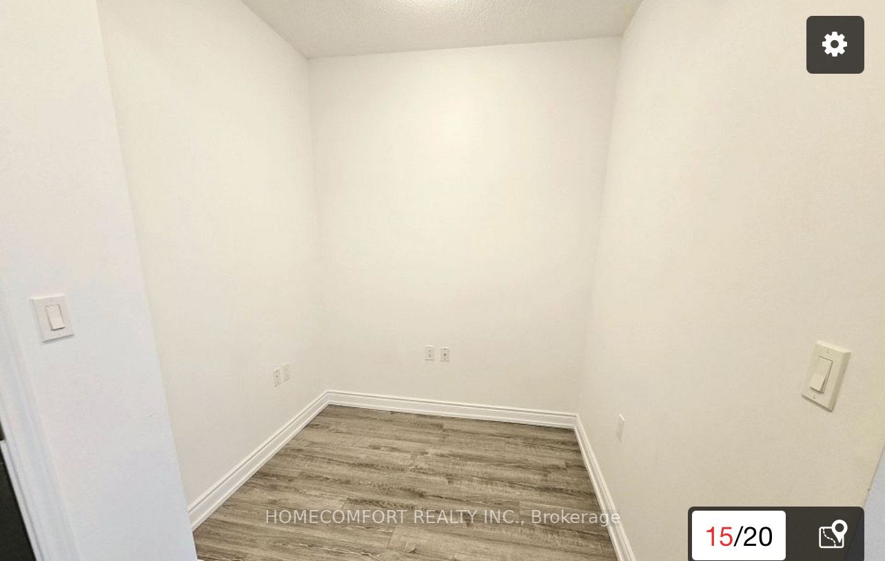 #1105a - 9608 Yonge Street Property Photo 8