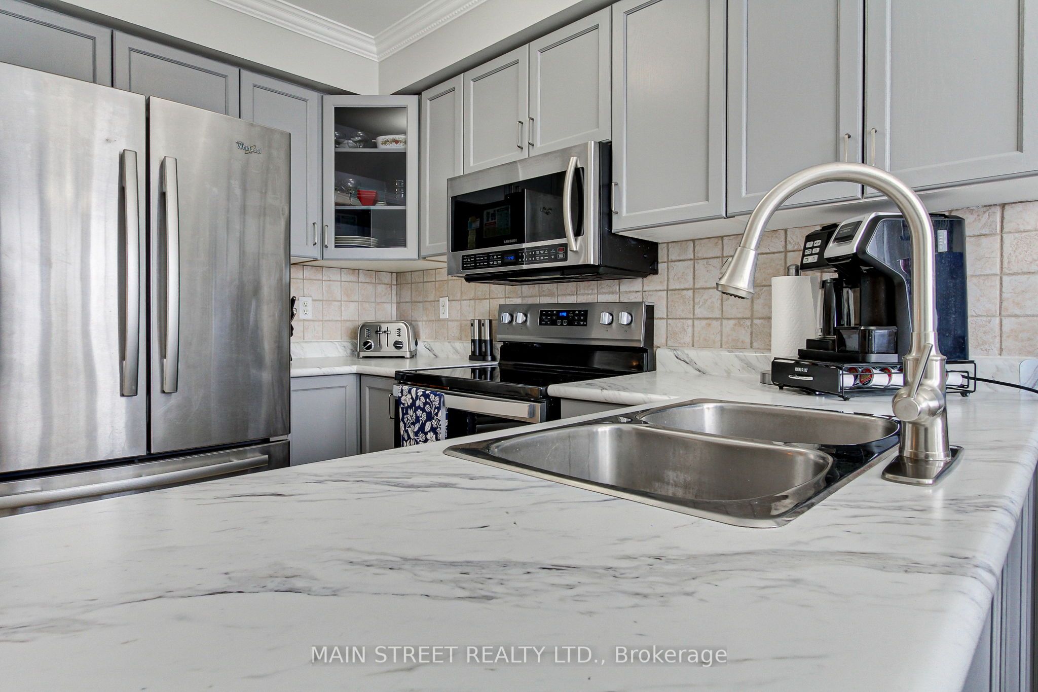 75 Baywell Cres Property Photo 6