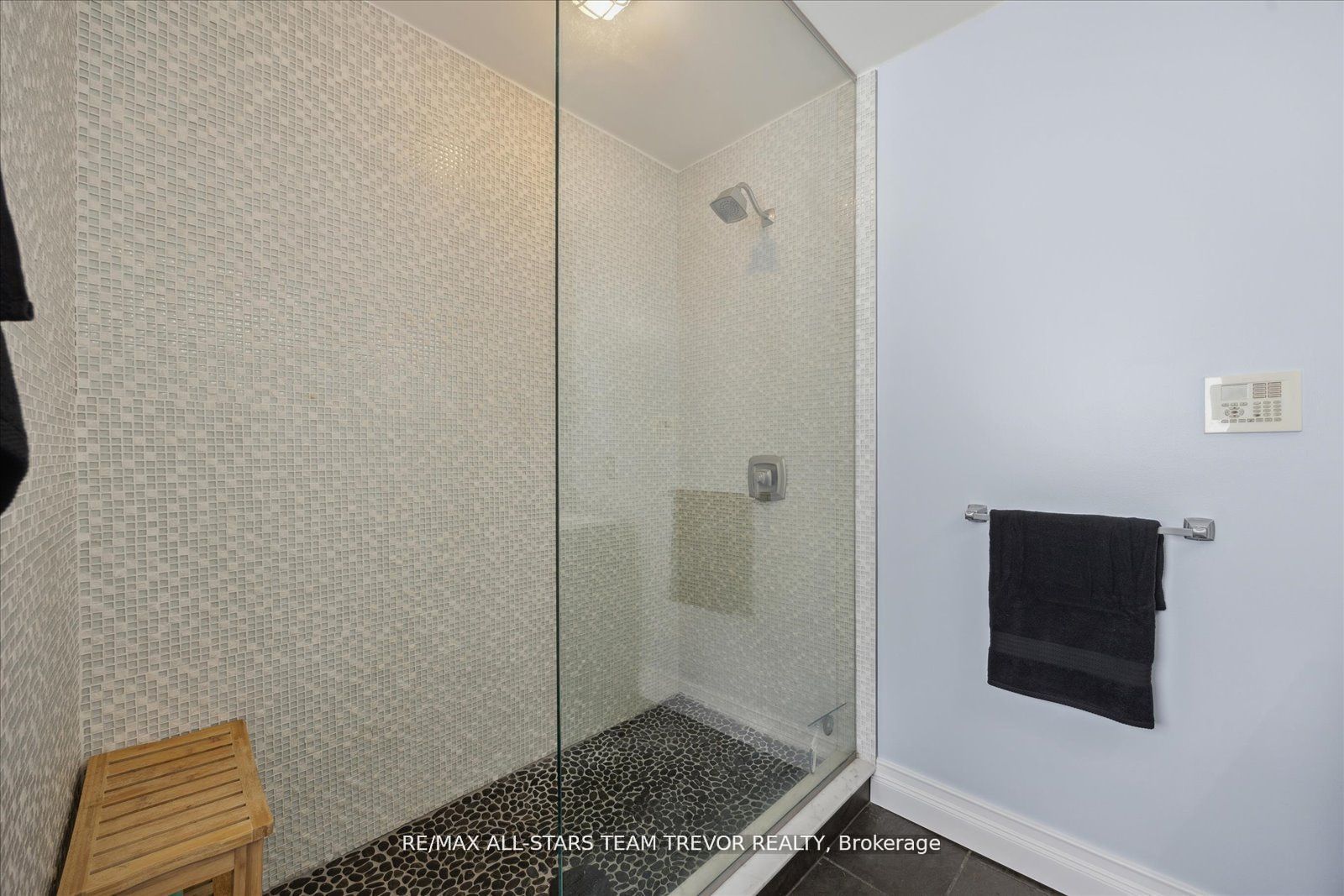 27 Corbett Crescent Property Photo 19