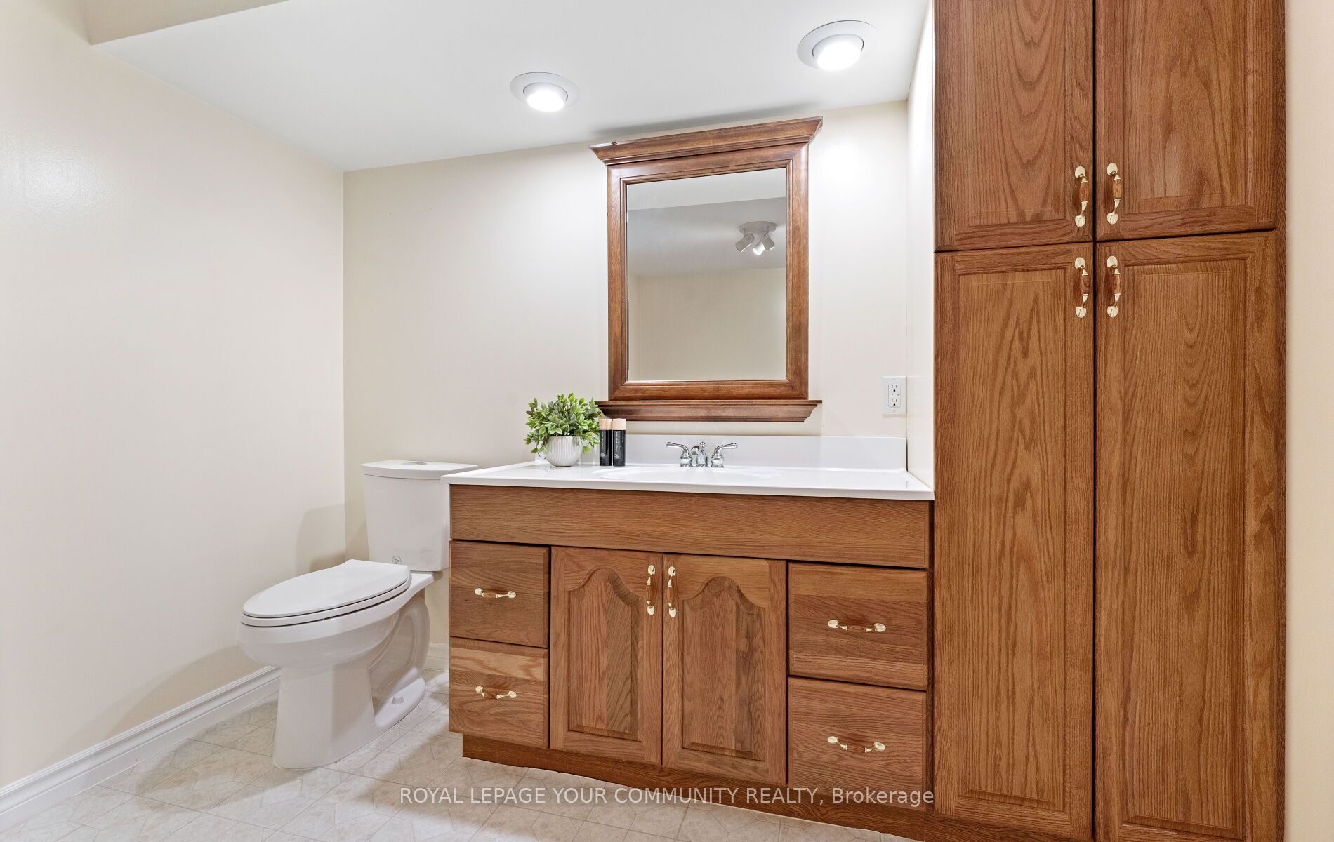 56 Petch Cres Property Photo 38