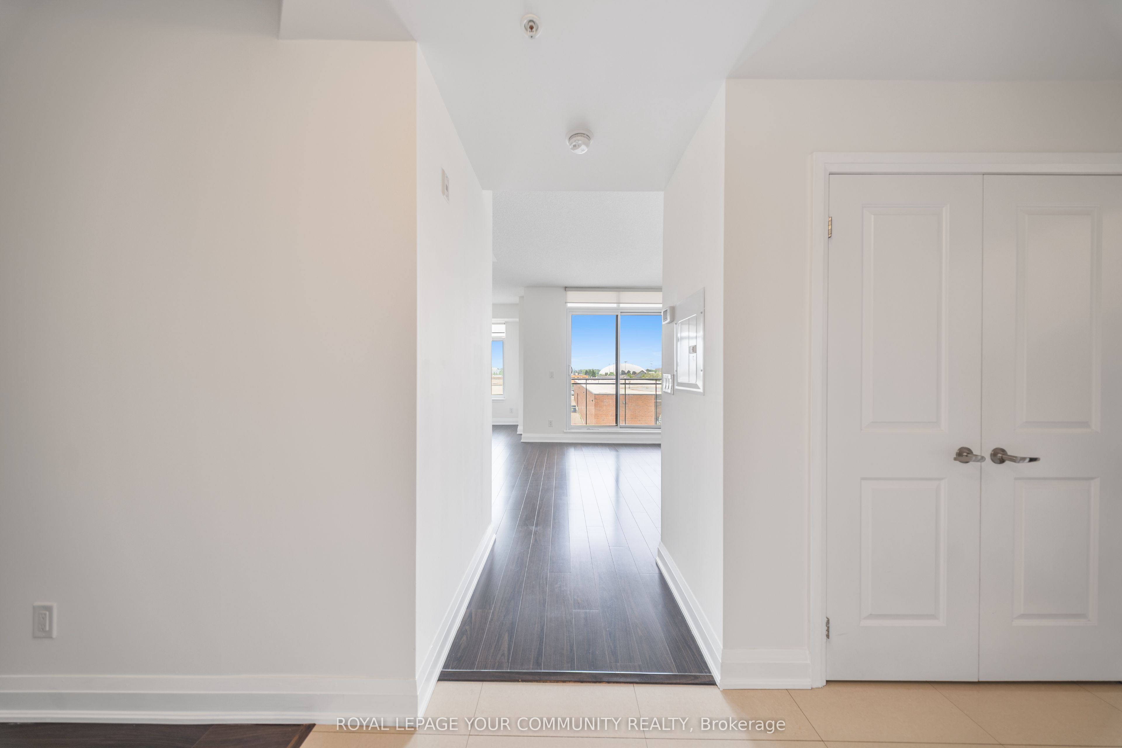 24 Woodstream Blvd Property Photo 2