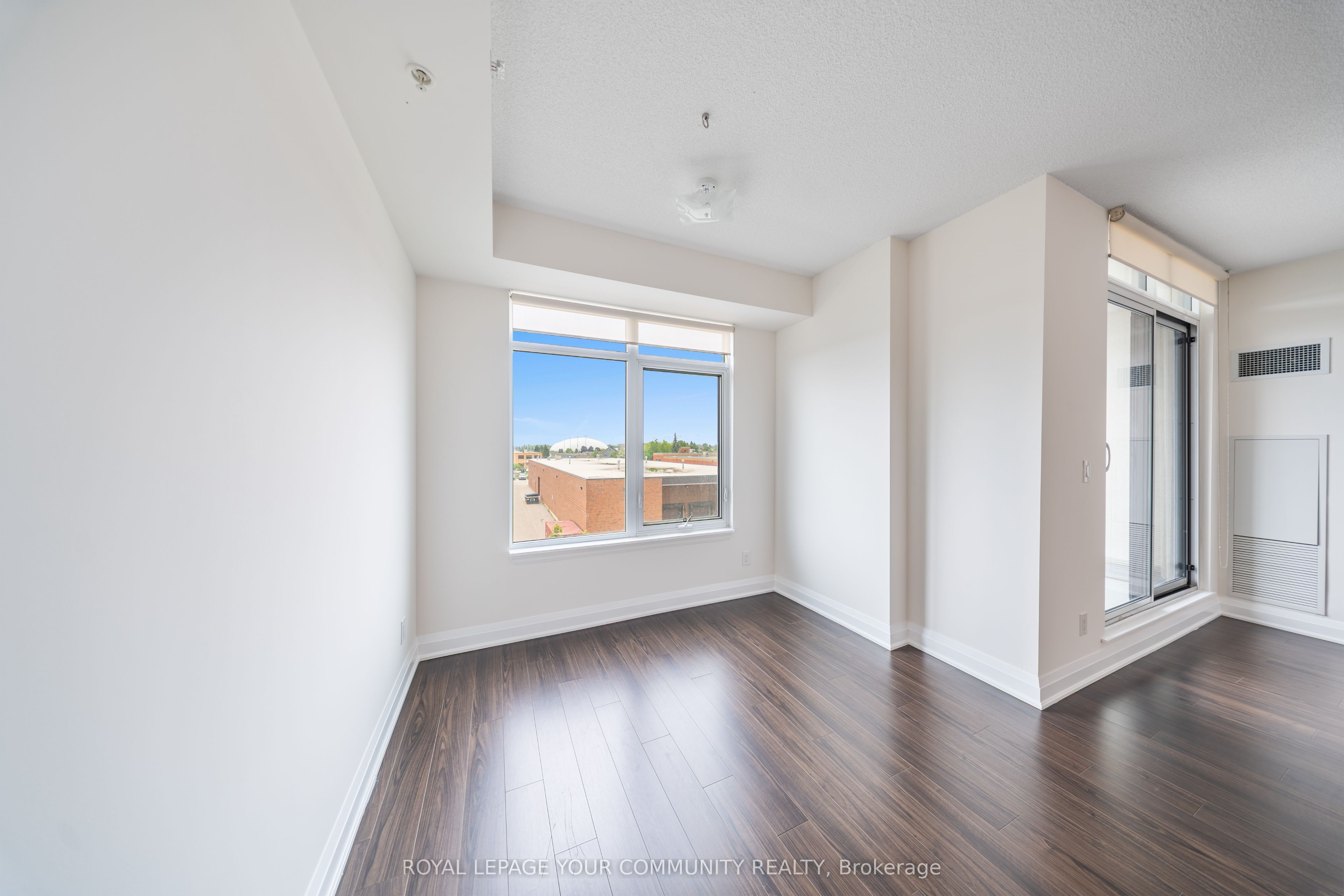 24 Woodstream Blvd Property Photo 17