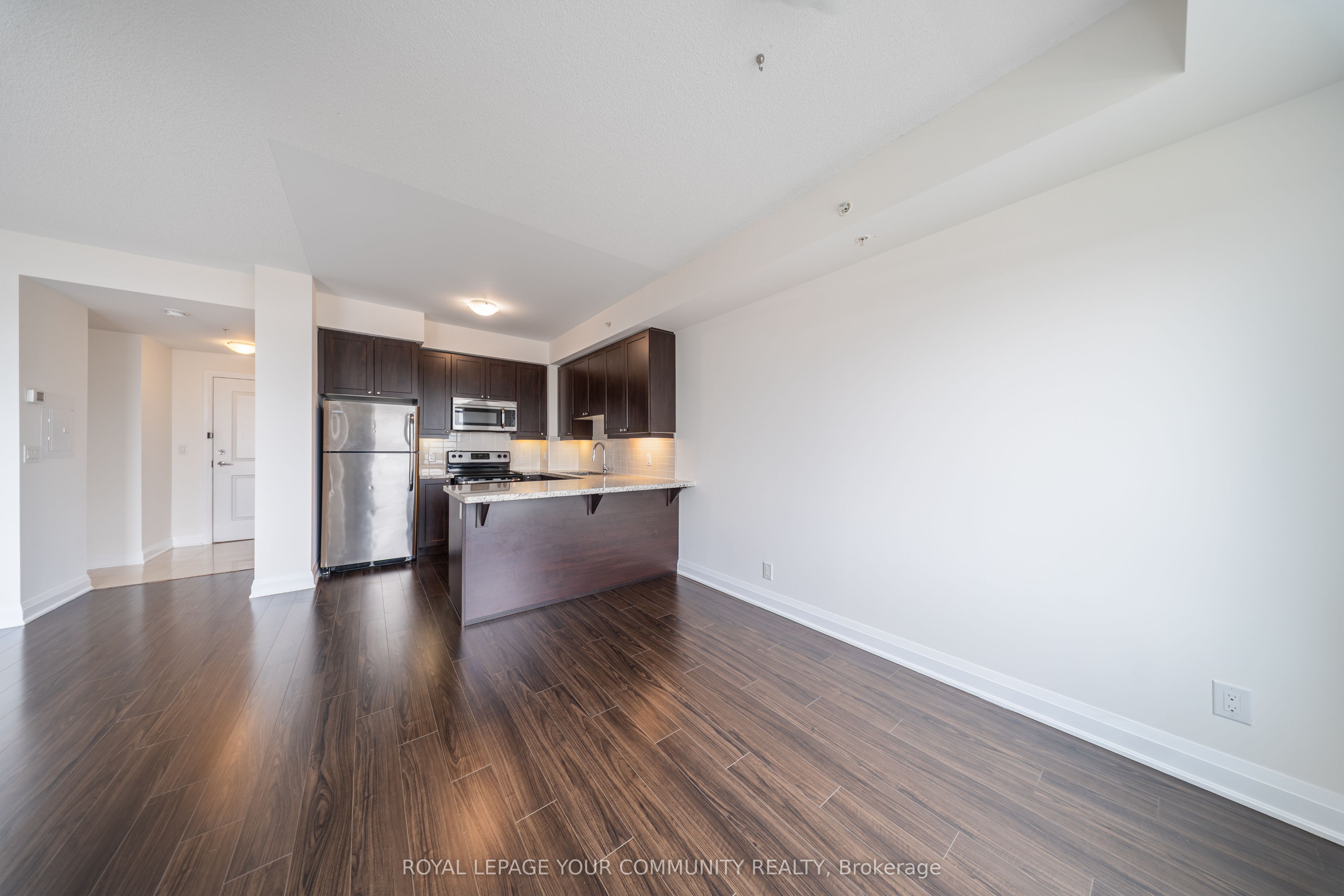 24 Woodstream Blvd Property Photo 19